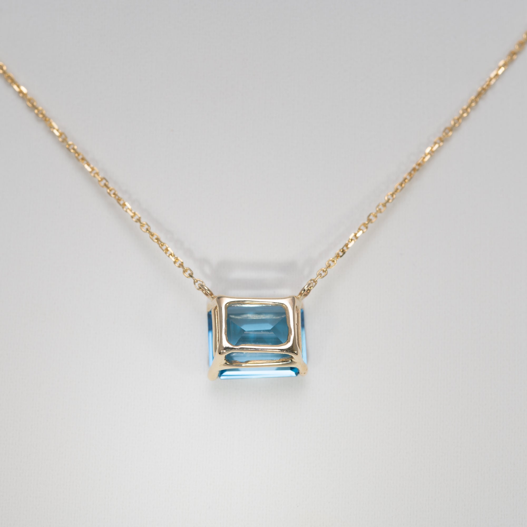 14K Yellow Gold Swiss Blue Topaz Necklace