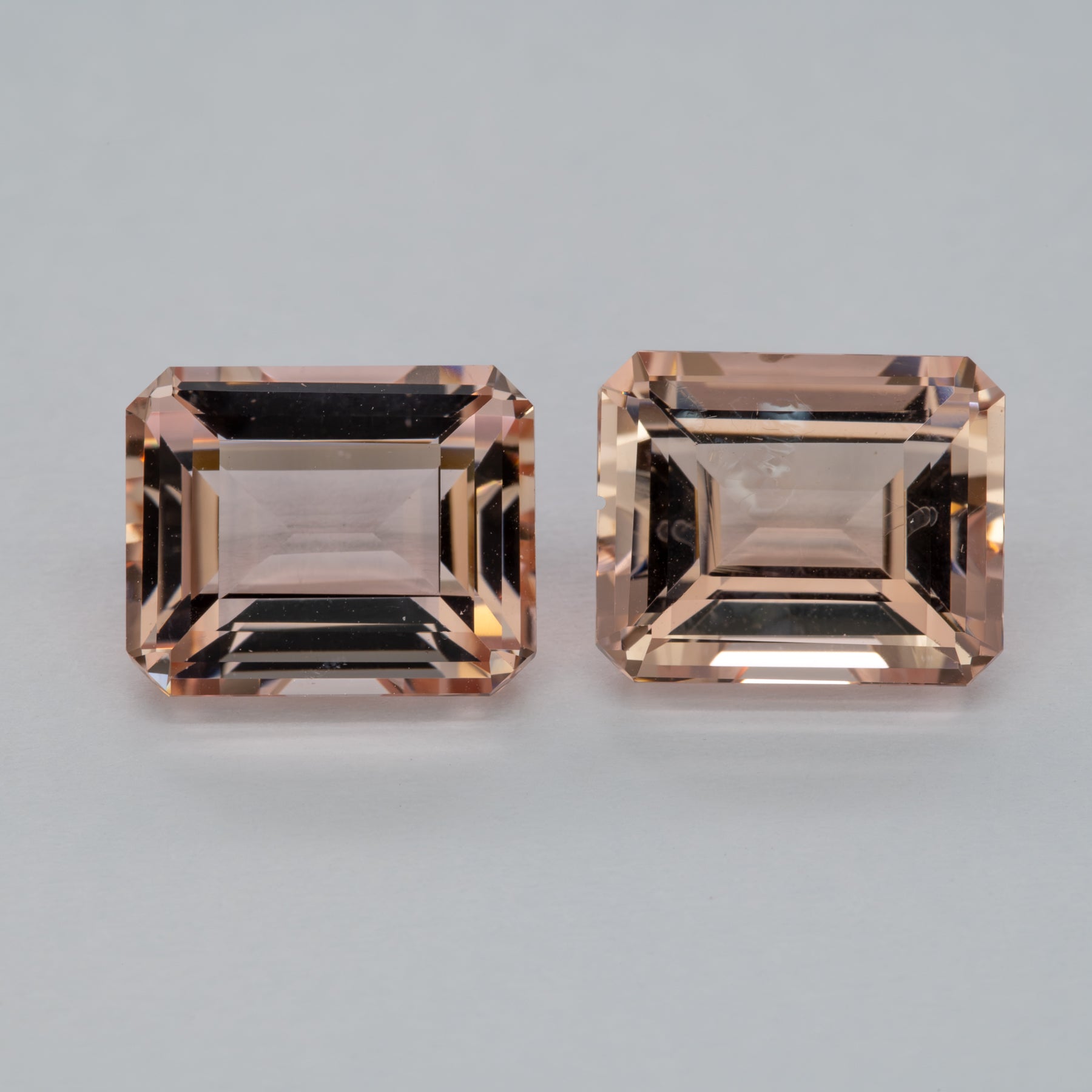 4.67ct Peachy Pink morganite emerald cut 11x9mm loose peach gemstone
