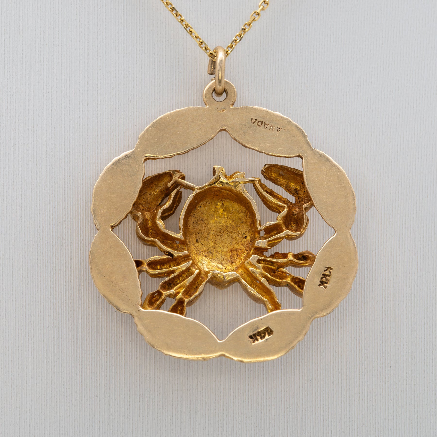 solid 14K yellow gold crab design estate pendant