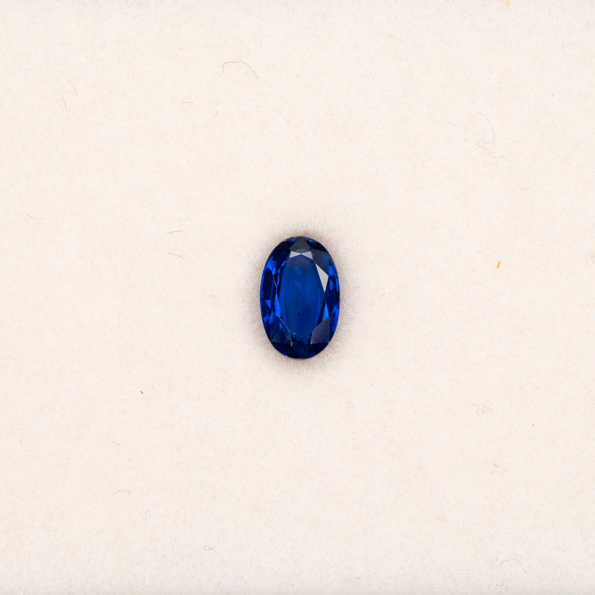 0.82 carat natural blue sapphire, oval 6.7x5.3mm loose gemstone