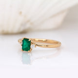 Kritika 14k Solid Yellow Gold Colombian Emerald Diamond Ring | EM 6x4mm