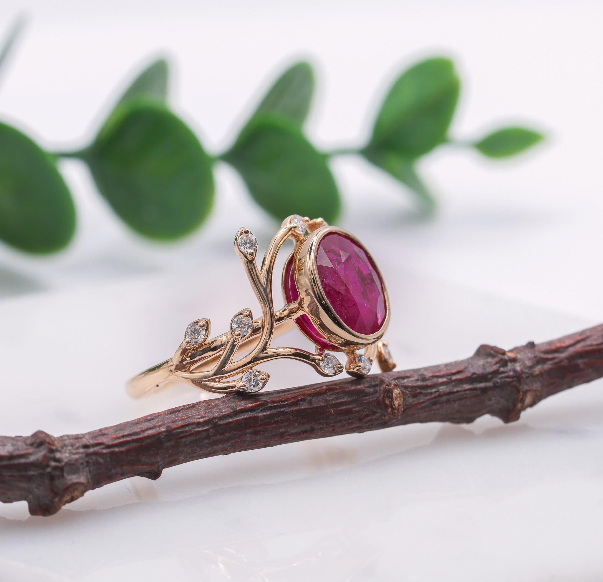 2.5ct Burma Ruby Vine Ring w Earth Mined Diamonds in Solid 14K Gold | Oval 9x8mm