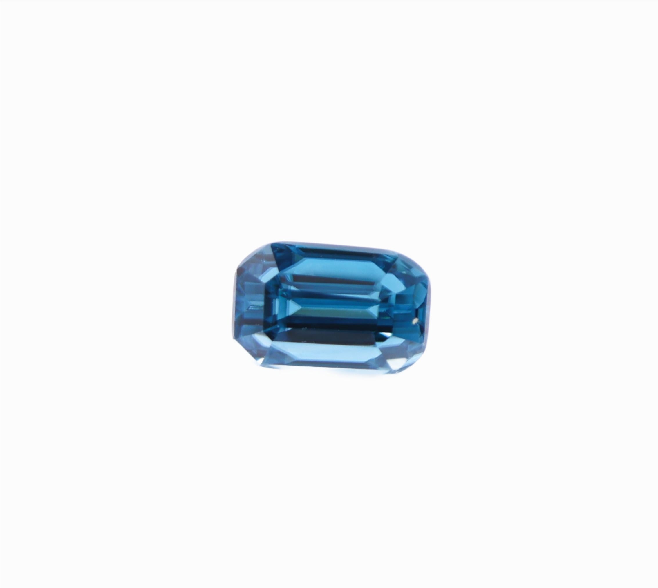 Elongated 4.62 Carat Blue Zircon Gemstone | EM 9x6mm