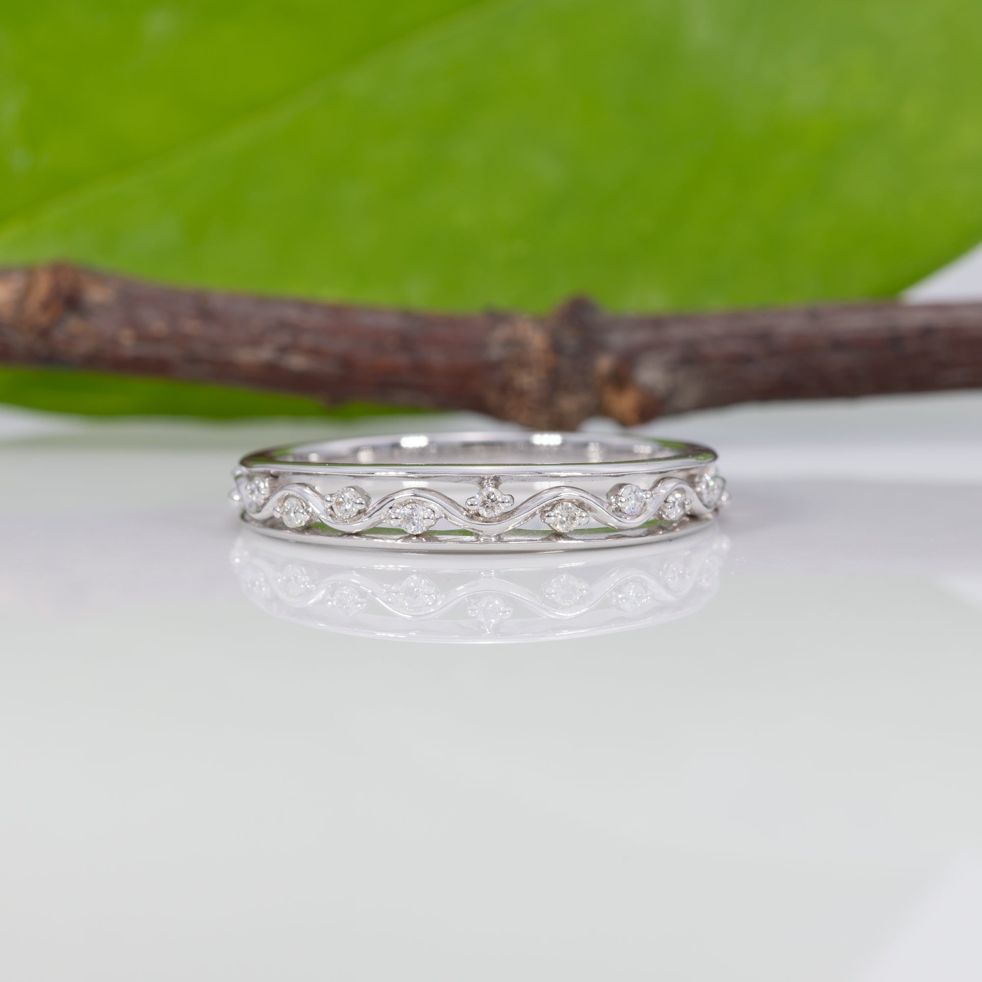 14K white gold diamond band