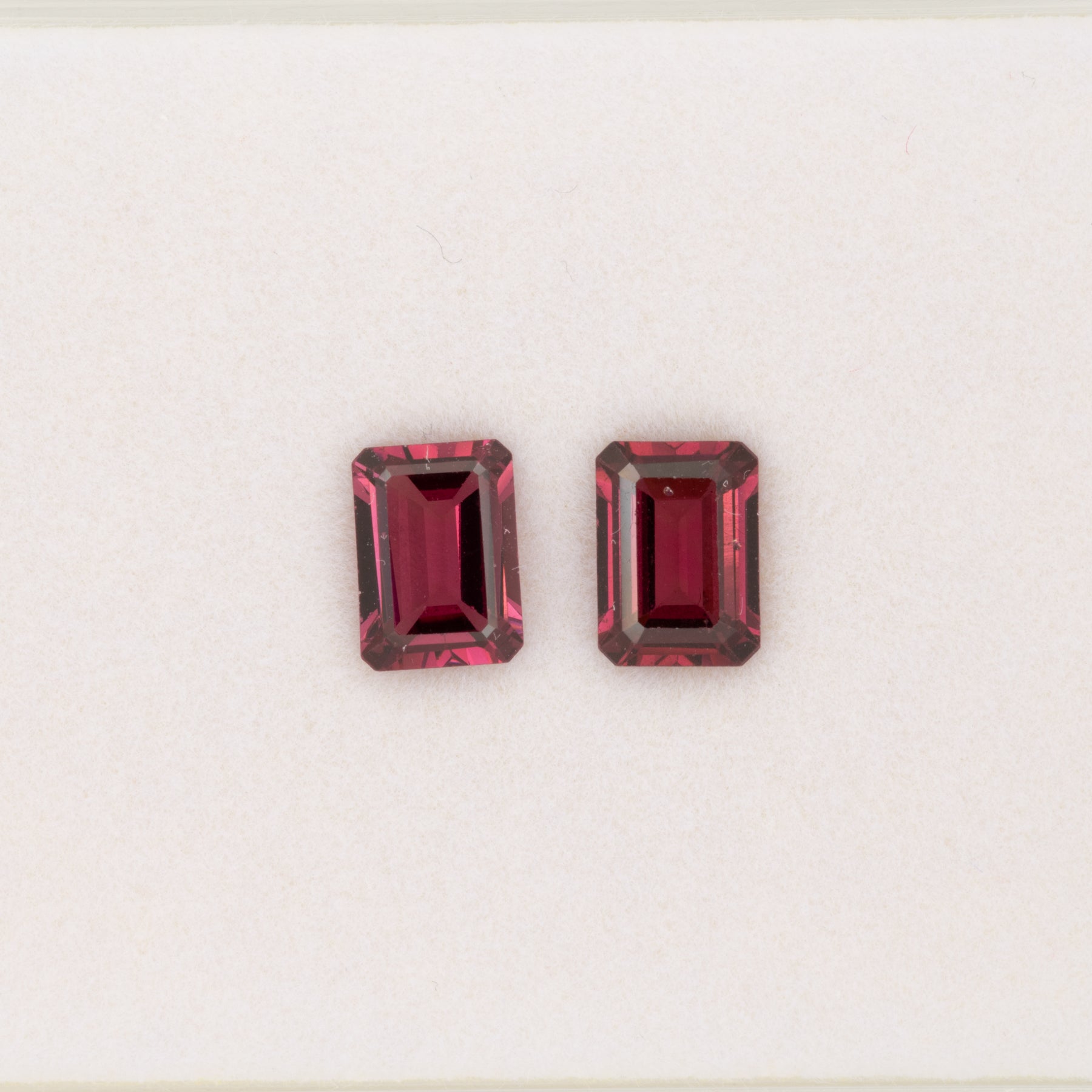 1.21ct Rhodolite Garnet emerald cut 7x5mm loose pink gemstone