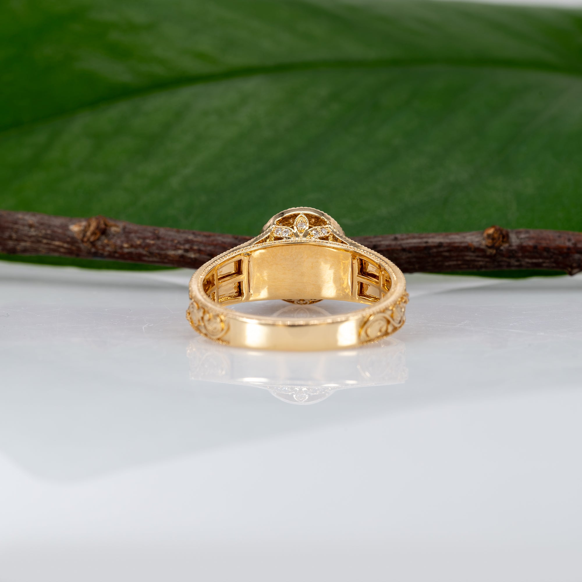 18K yellow gold diamond semi-mount ring setting