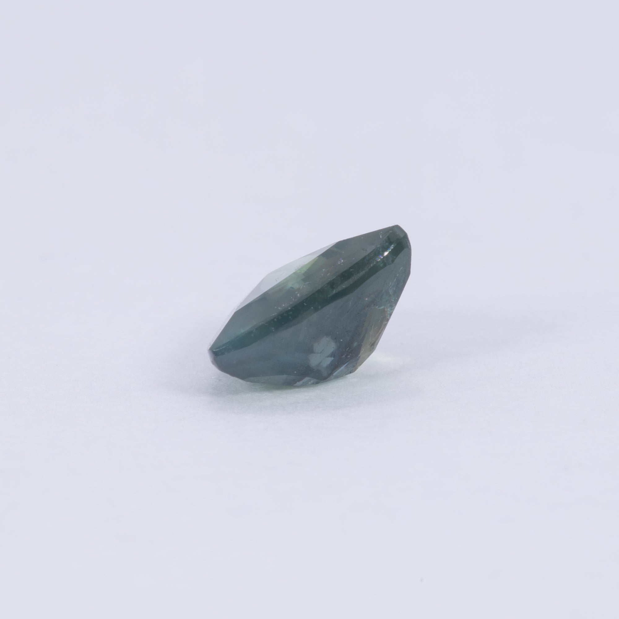 0.52 carat natural color-change alexandrite trillion, 5.1mm untreated loose gemstone – view 3