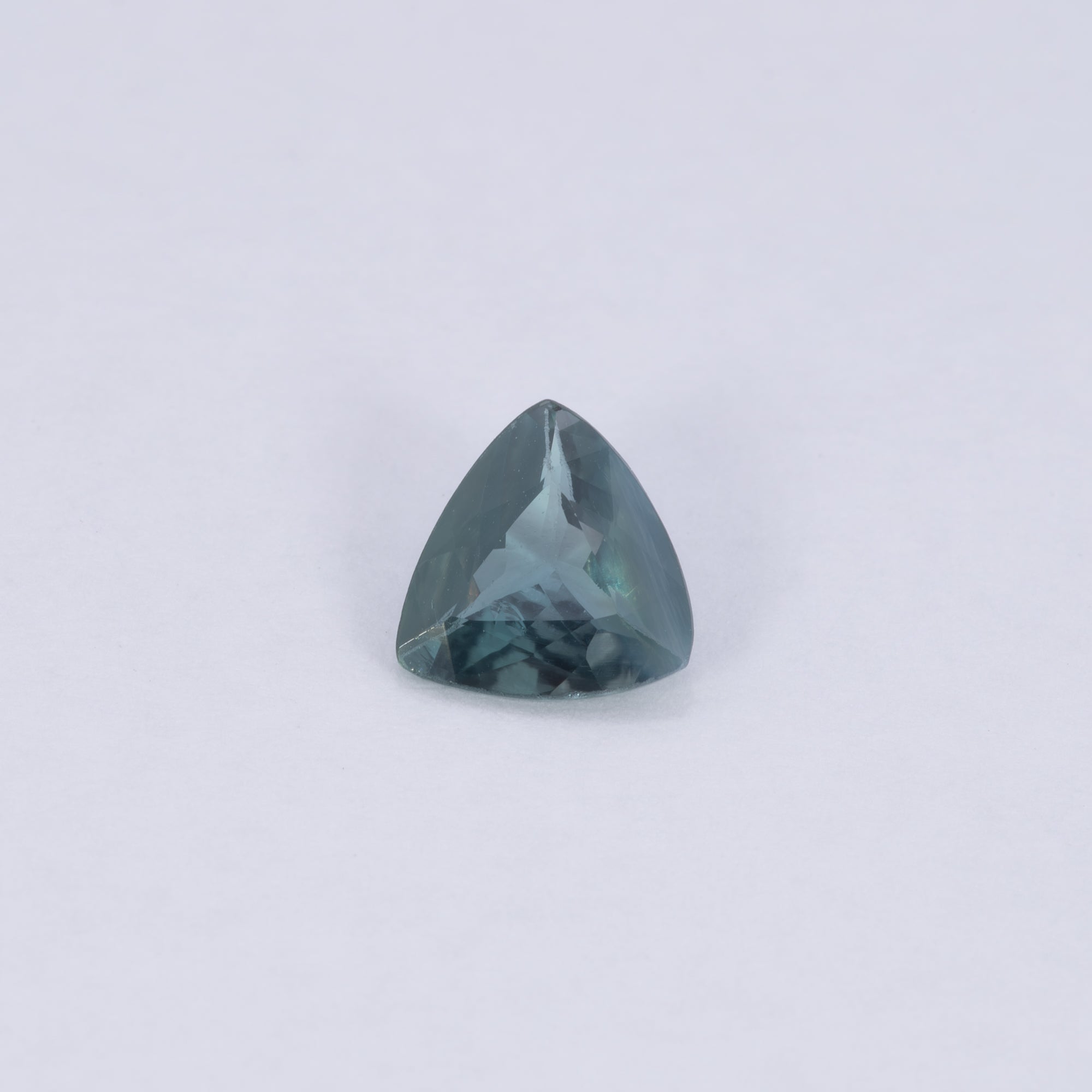 0.42 carat GIA certified color-change alexandrite, trillion cut, 5.41x5.22mm loose gemstone