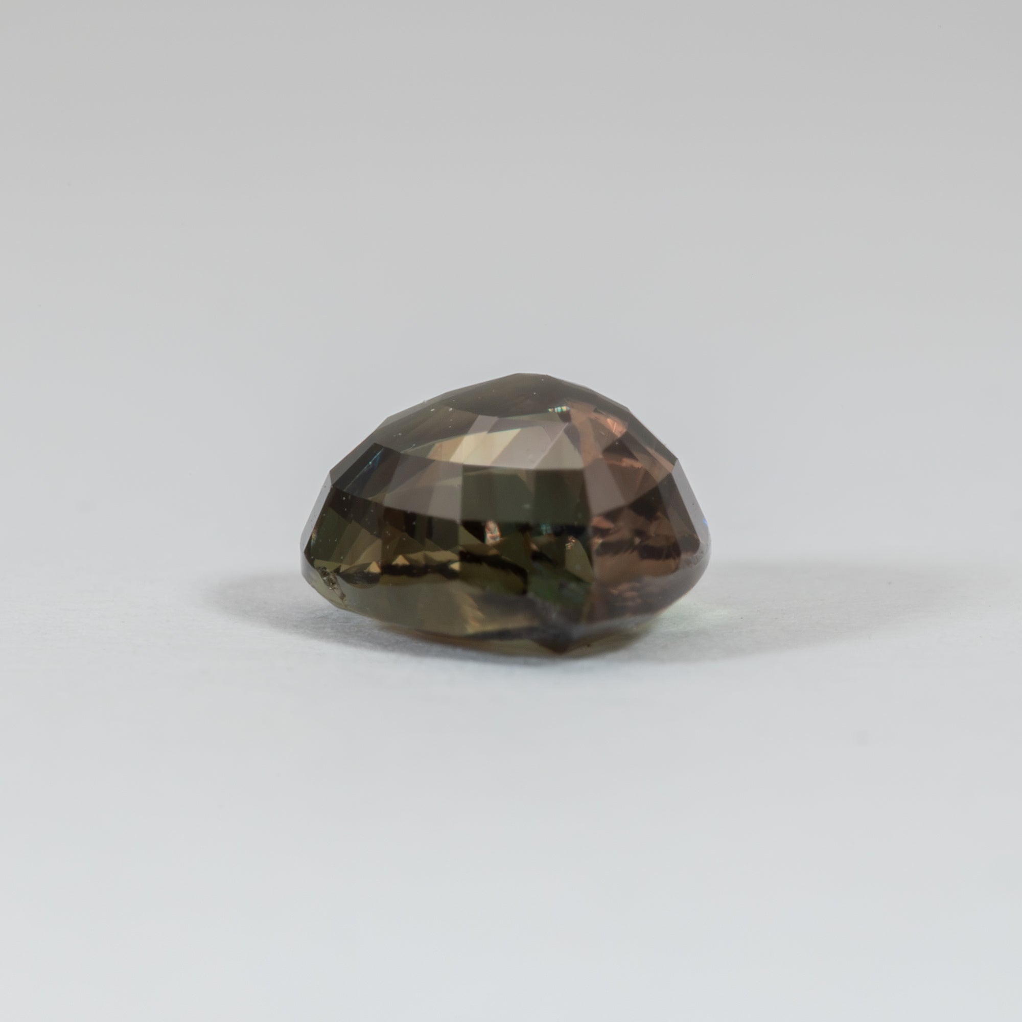 1.95 carat natural color-change alexandrite pear, 9.41x6.42mm untreated loose gemstone – view 5