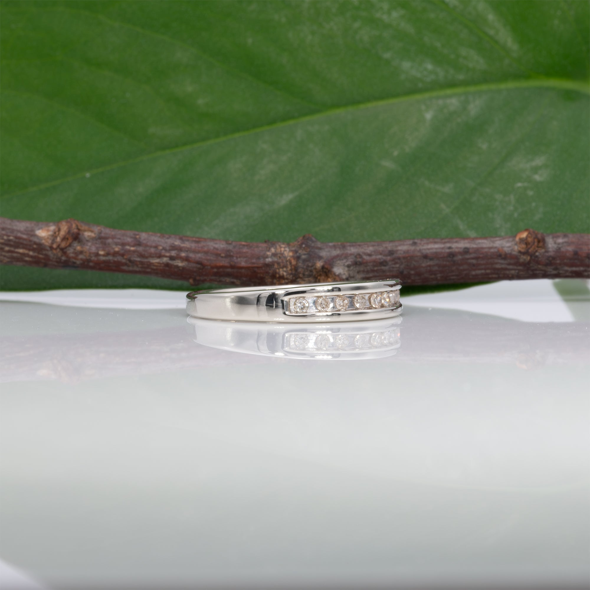 10K white gold diamond estate band