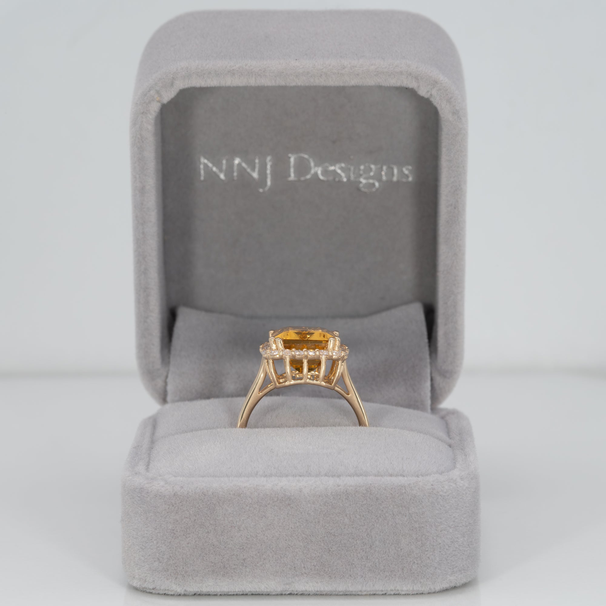 14K yellow gold citrine ring