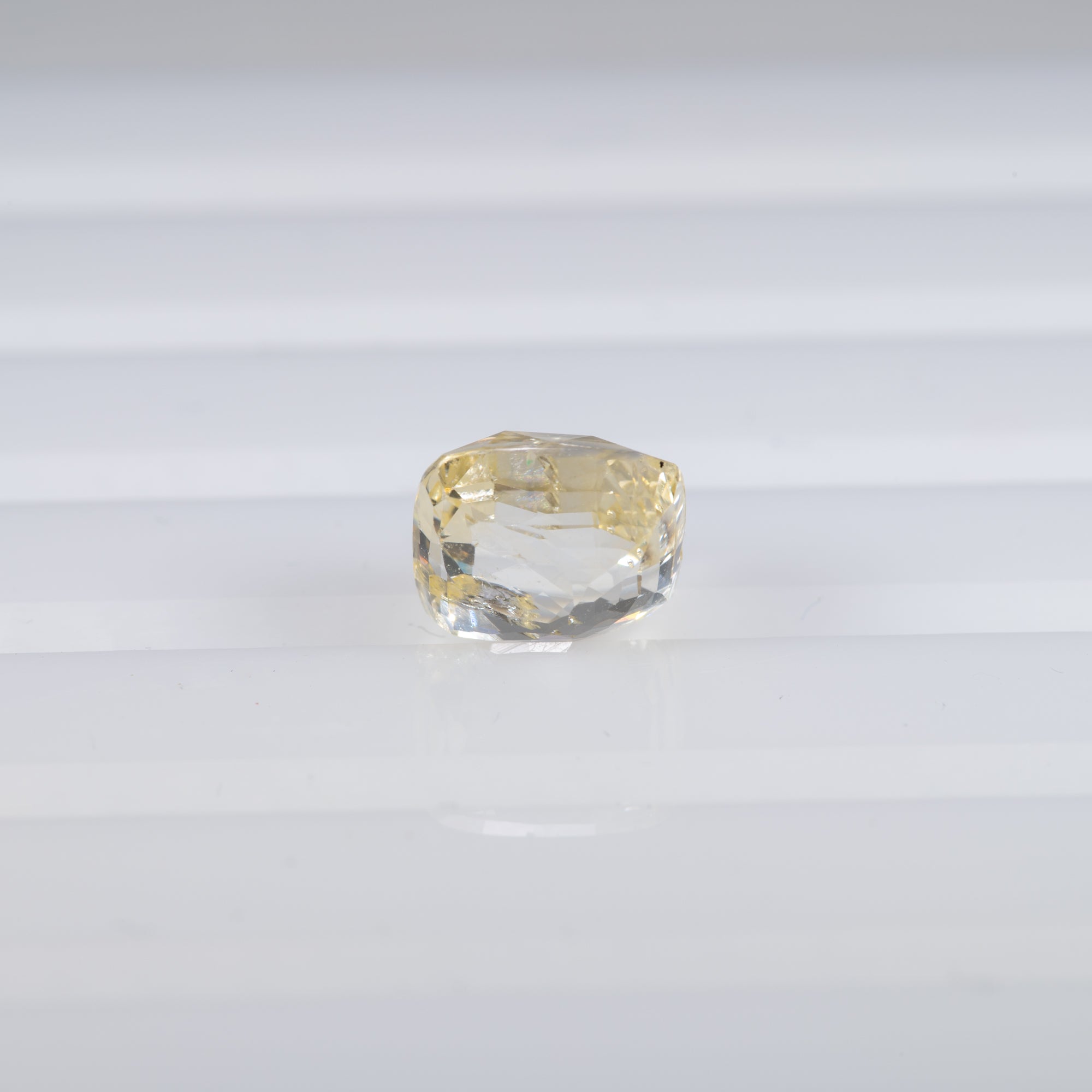 3.21 carat natural canary sapphire cushion 7.8x7.3mm loose gemstone – view 3
