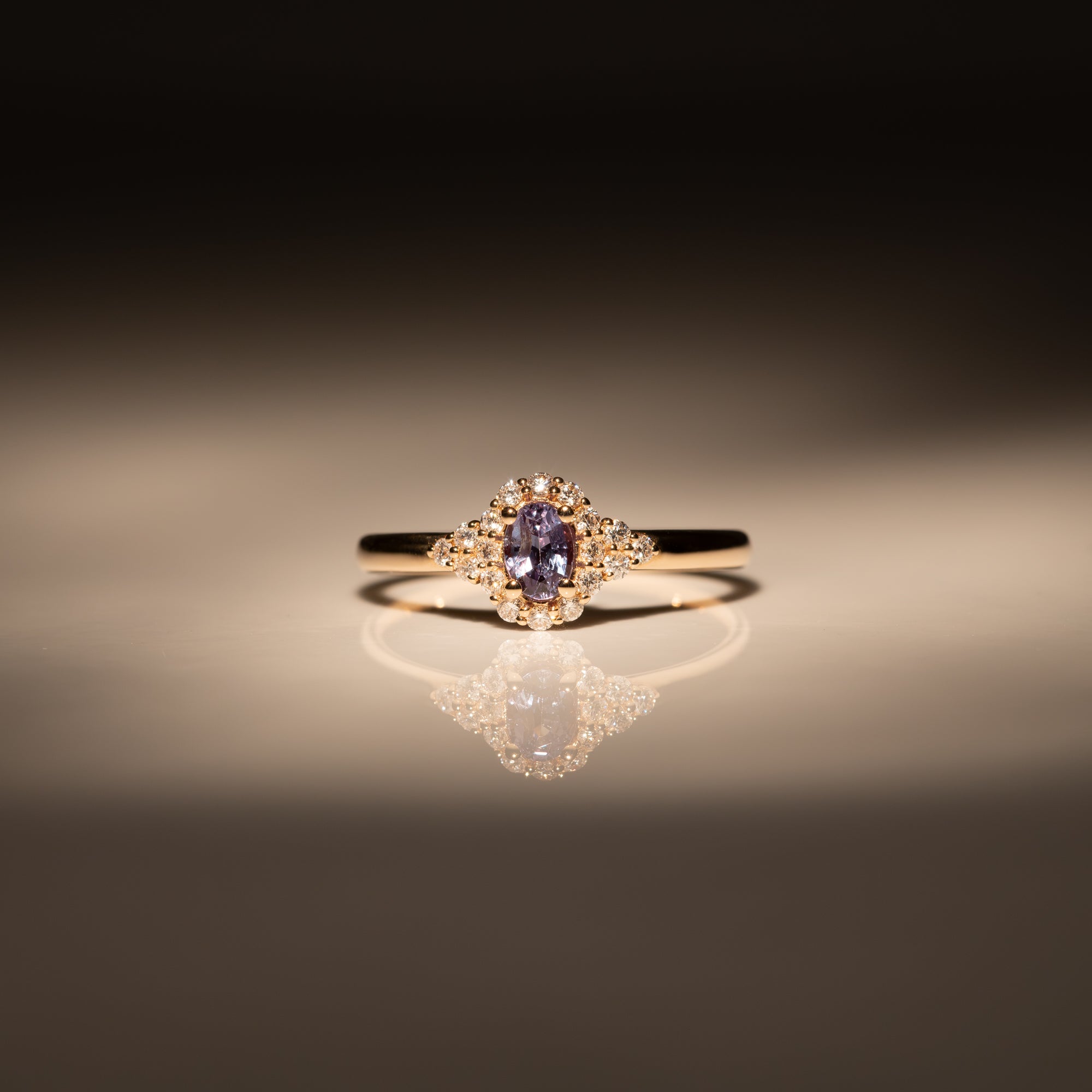 14K yellow gold alexandrite ring