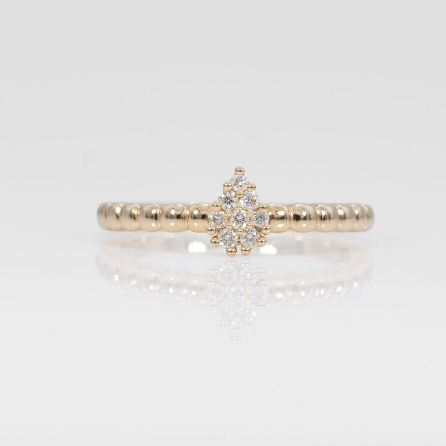 14K yellow gold diamond band