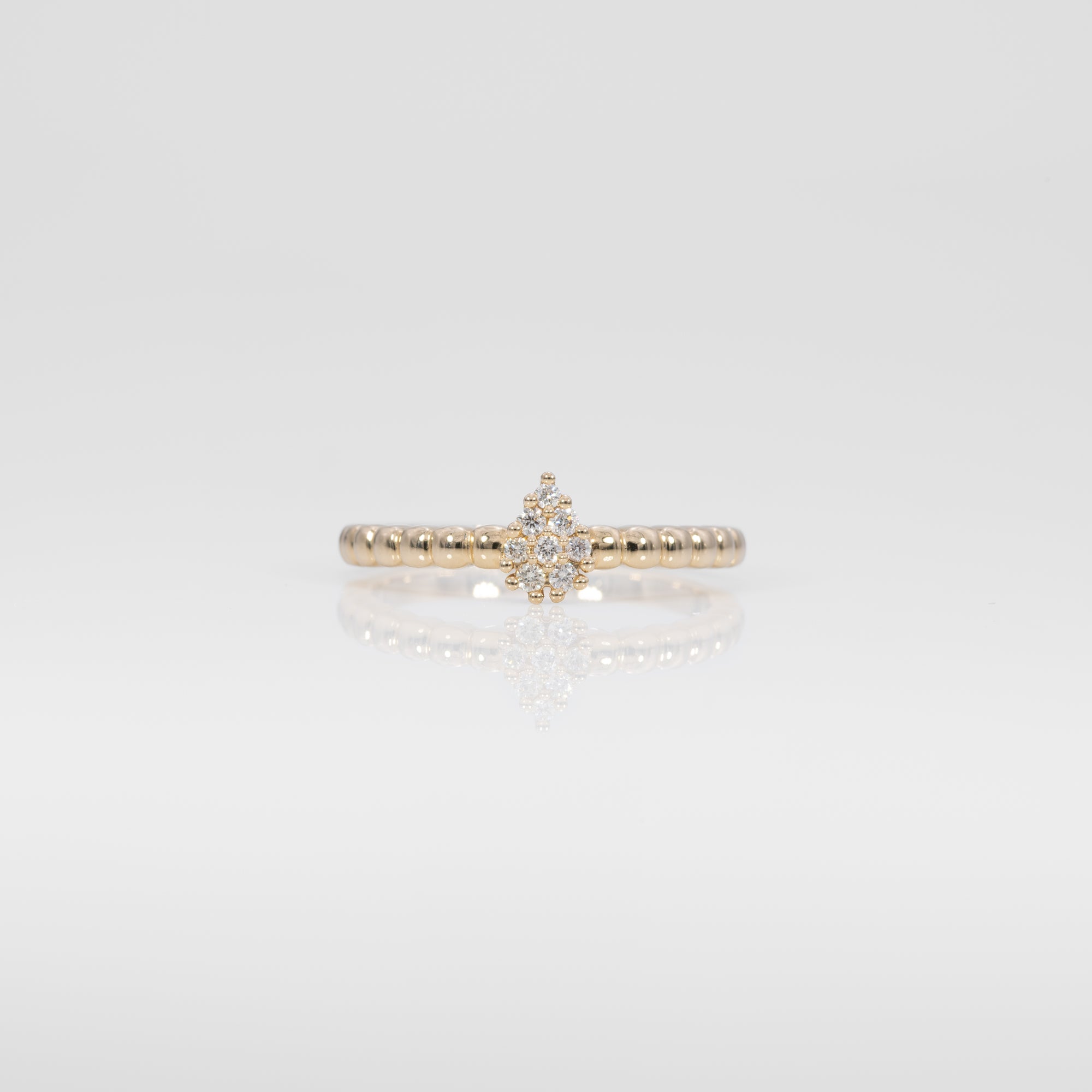14K yellow gold diamond band