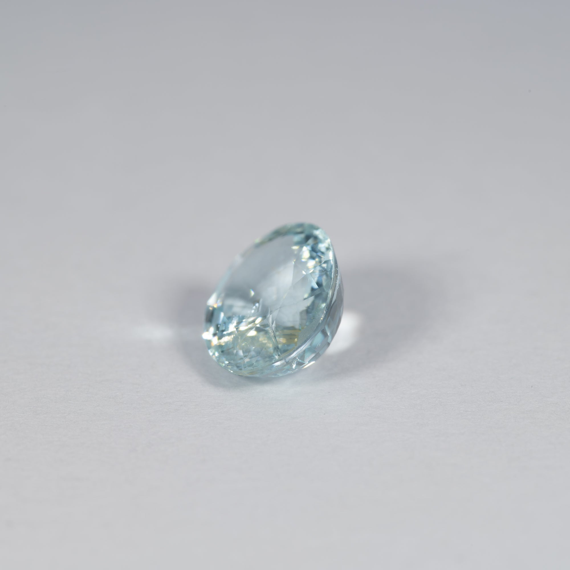 1.74 carat natural Brazilian copper-bearing Paraiba tourmaline oval, 8.79x7.04mm untreated loose gemstone – view 2