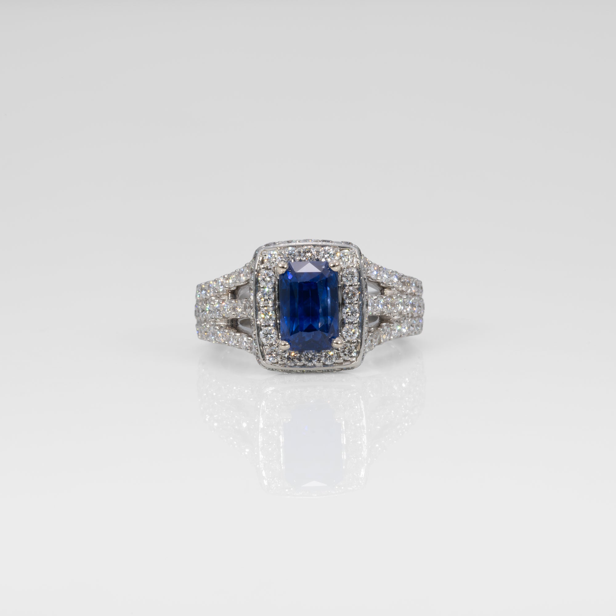 platinum ceylon sapphire ring