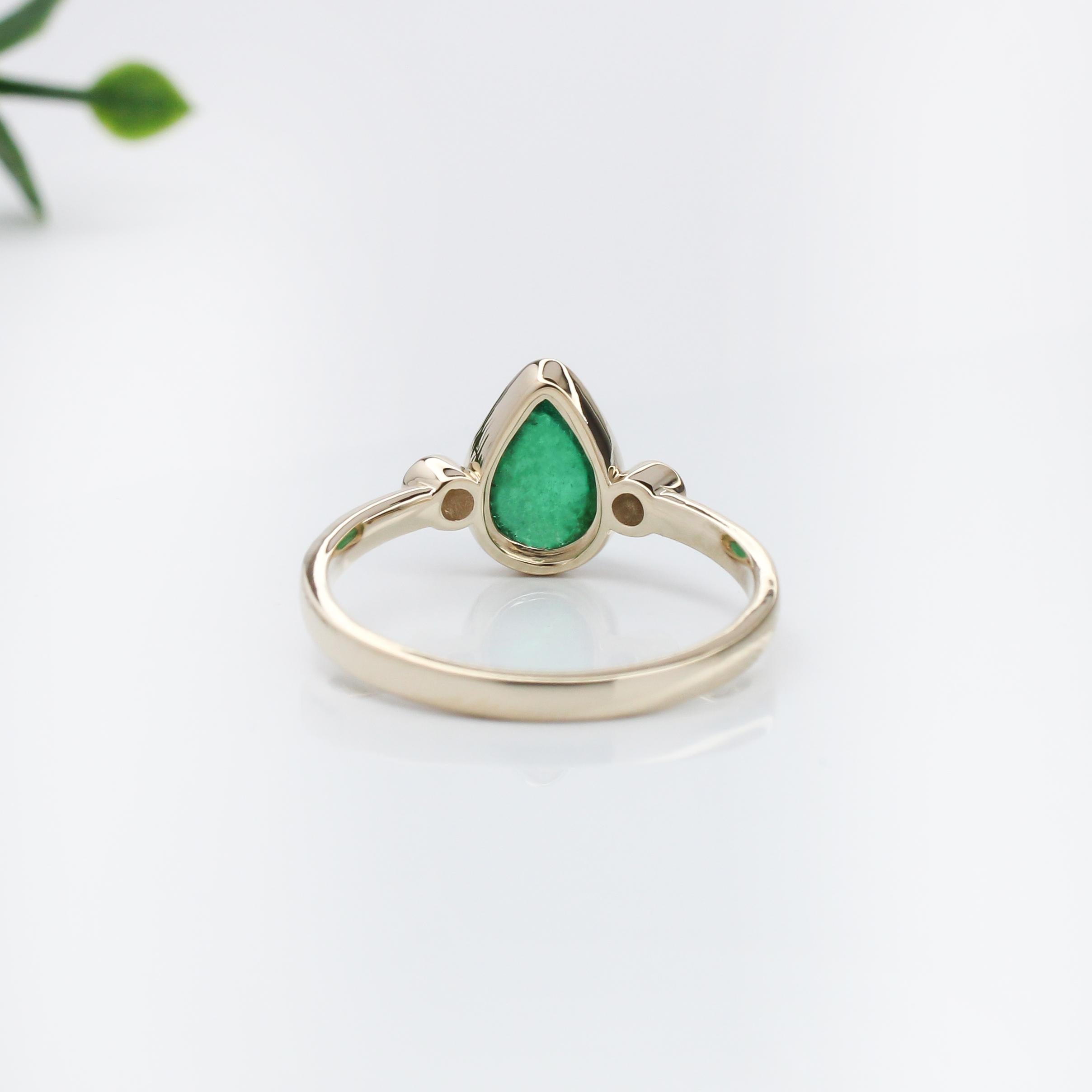 1.3ct Emerald Ring w Earth Mined Diamonds in Solid 14K Yellow Gold | Pear 9x6mm