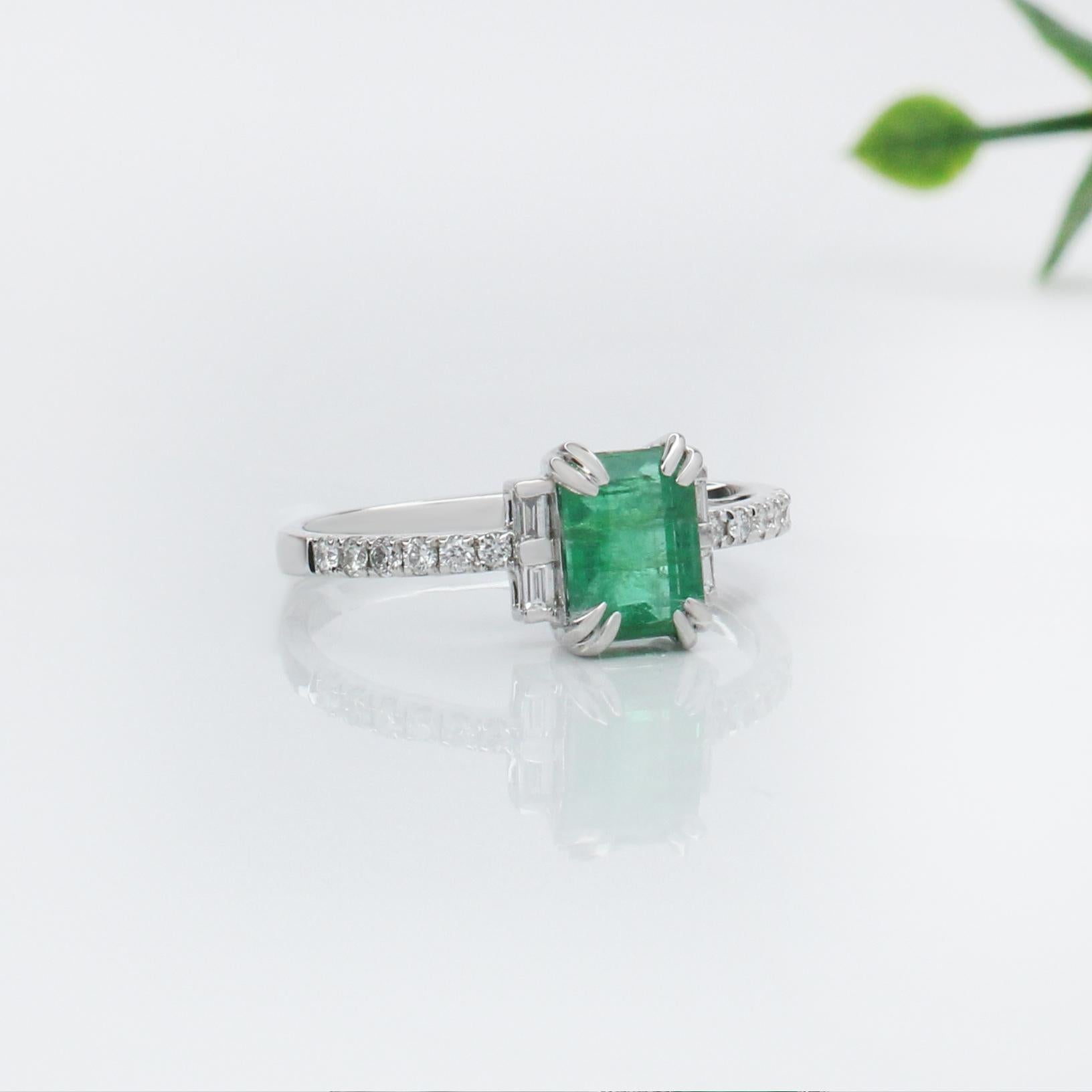 1.2ct Emerald Ring w Earth Mined Diamonds in Solid 14K Gold | EM 7x5mm