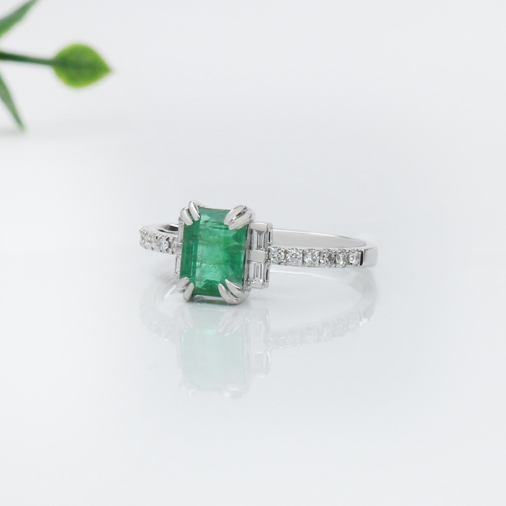 1.2ct Emerald Ring w Earth Mined Diamonds in Solid 14K White Gold | EM 7x5mm