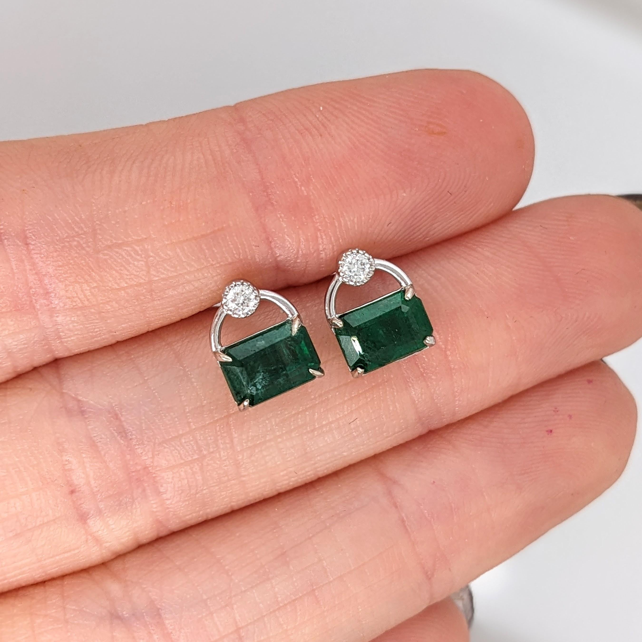 Beautiful Emerald Drop Earrings w Earth Mined Diamonds in Solid 14K Gold EM 7x5