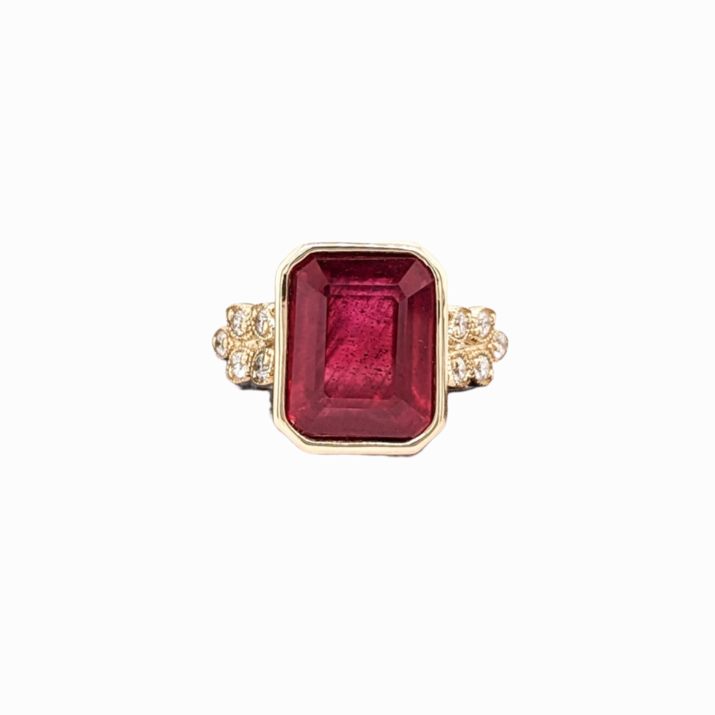 5.5ct Red Ruby Ring w Earth Mined Diamonds in Solid 14K Yellow Gold | EM 10x8mm