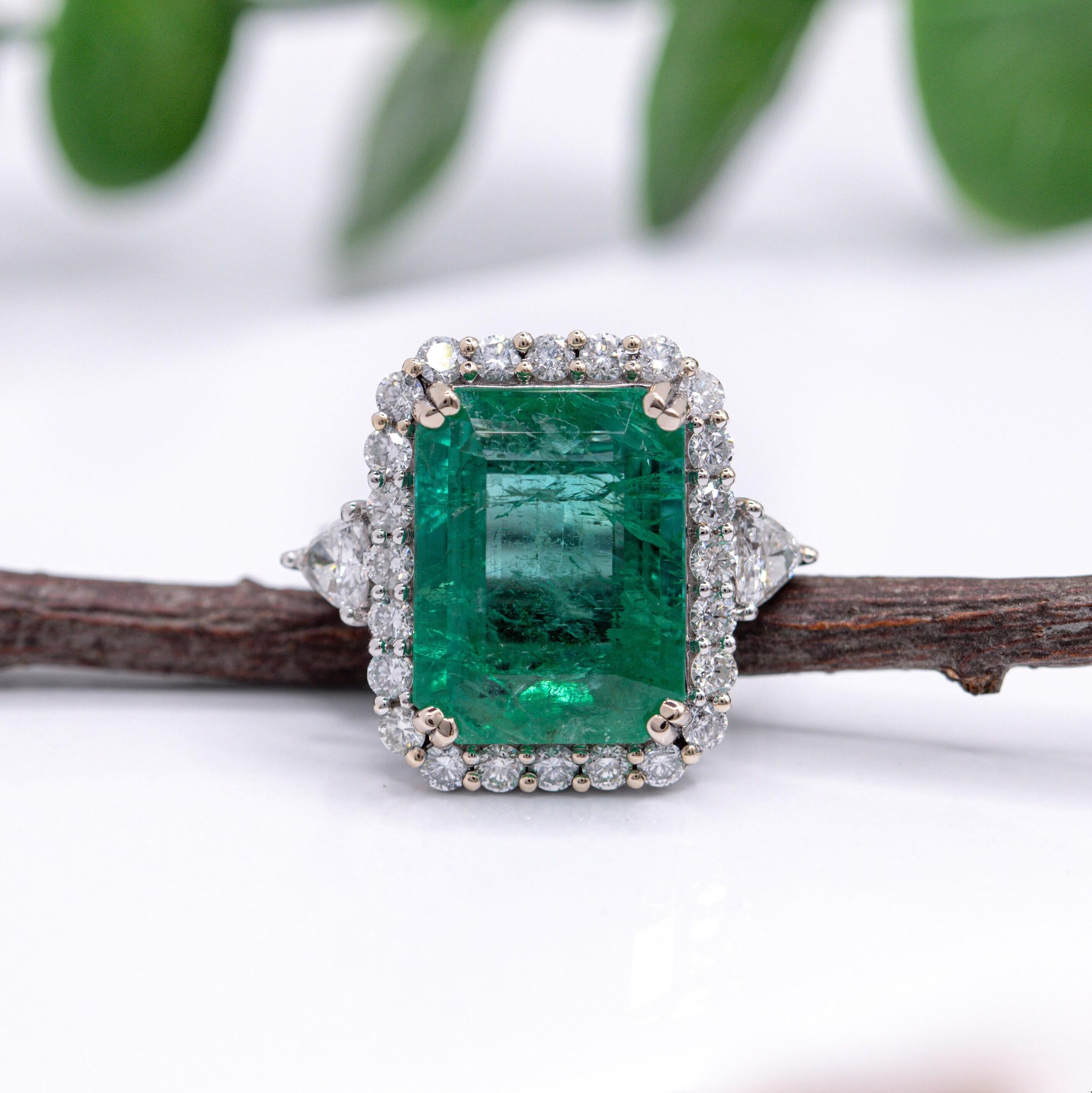 8ct Stunning Emerald Ring w Earth Mined Diamond in Solid 14K Gold EM 15x12mm