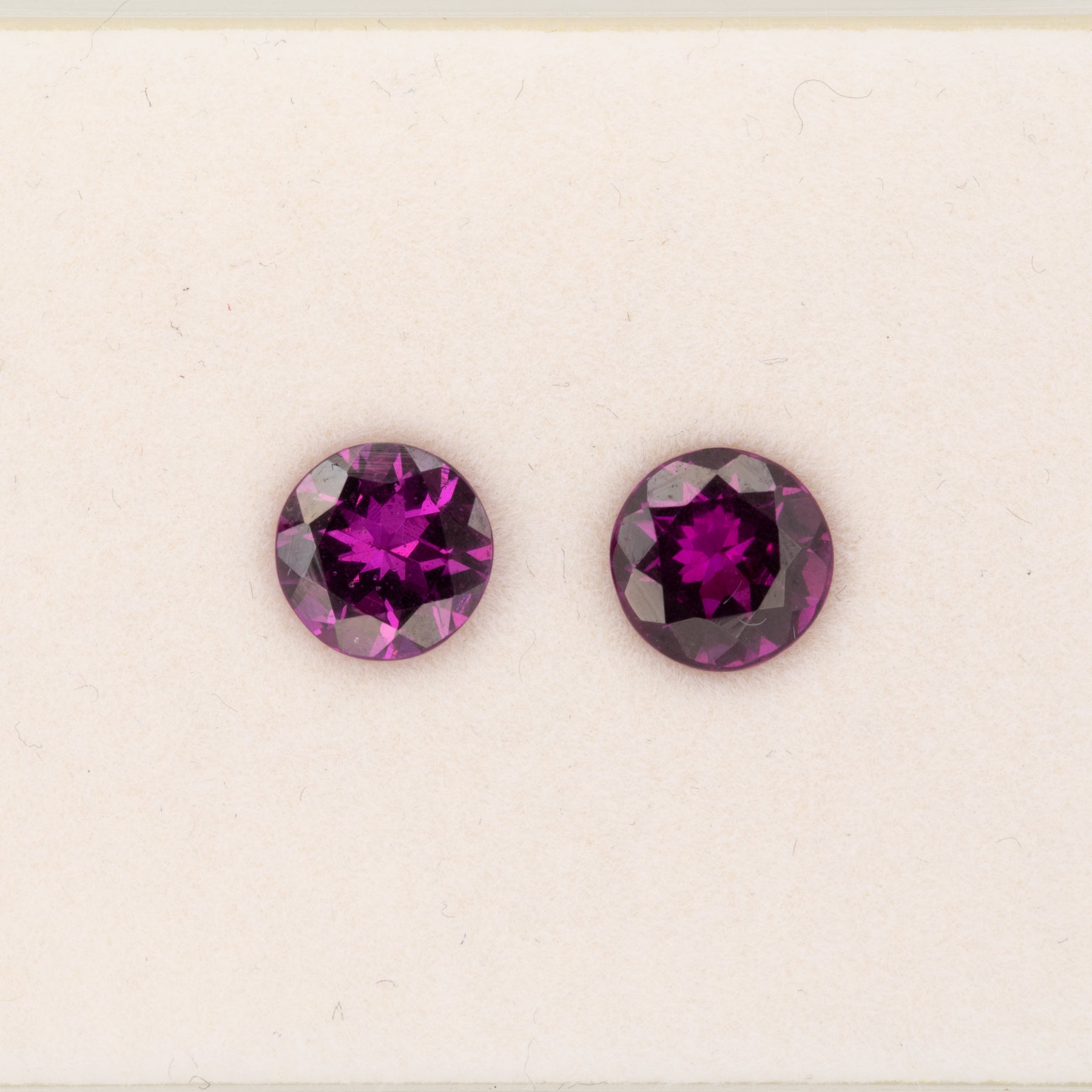 1.51ct Purple Garnet round 7mm loose purple gemstone