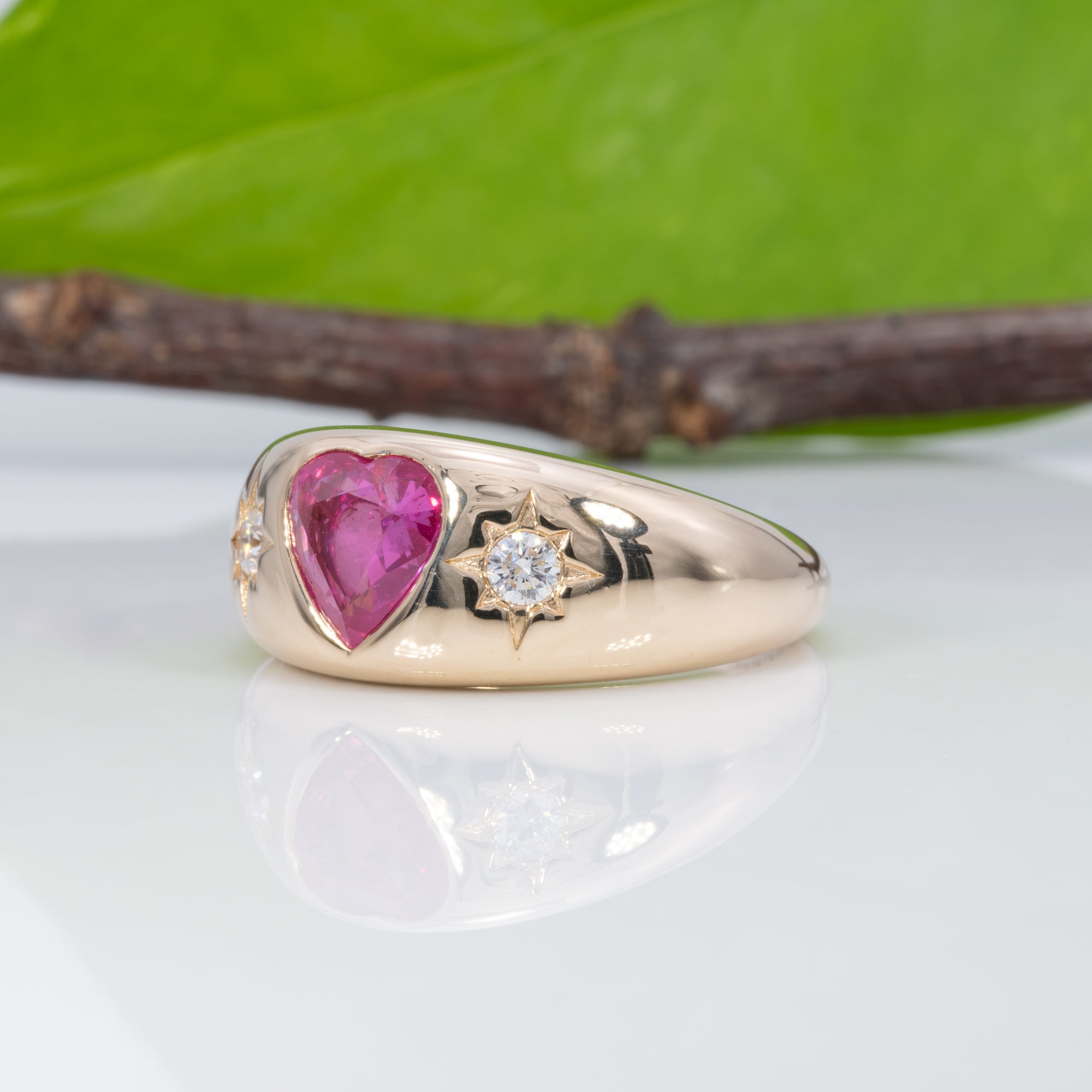 14K yellow gold pink sapphire ring
