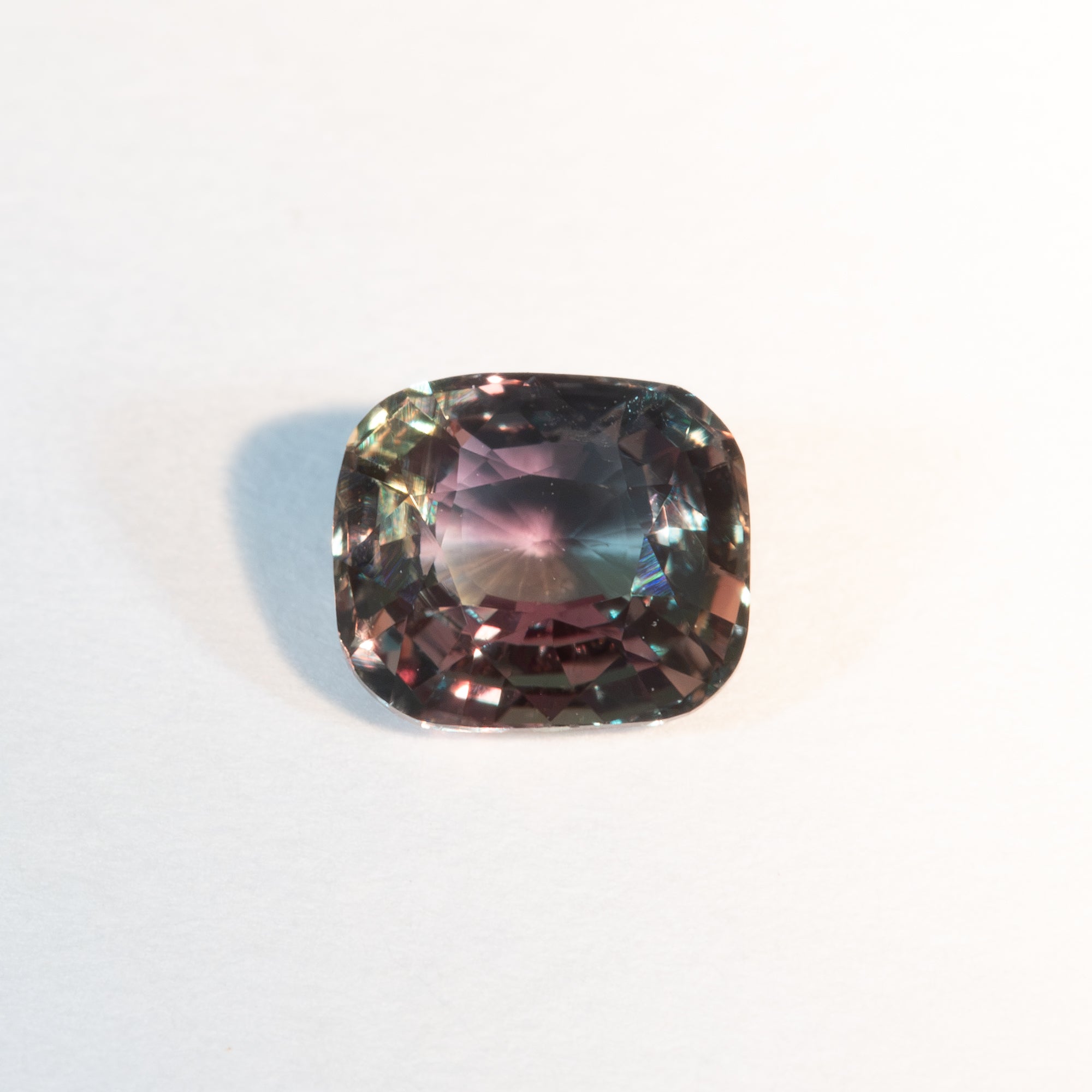 1.02 carat natural color-change alexandrite cushion, 6.04x5.27mm untreated loose gemstone – view 3