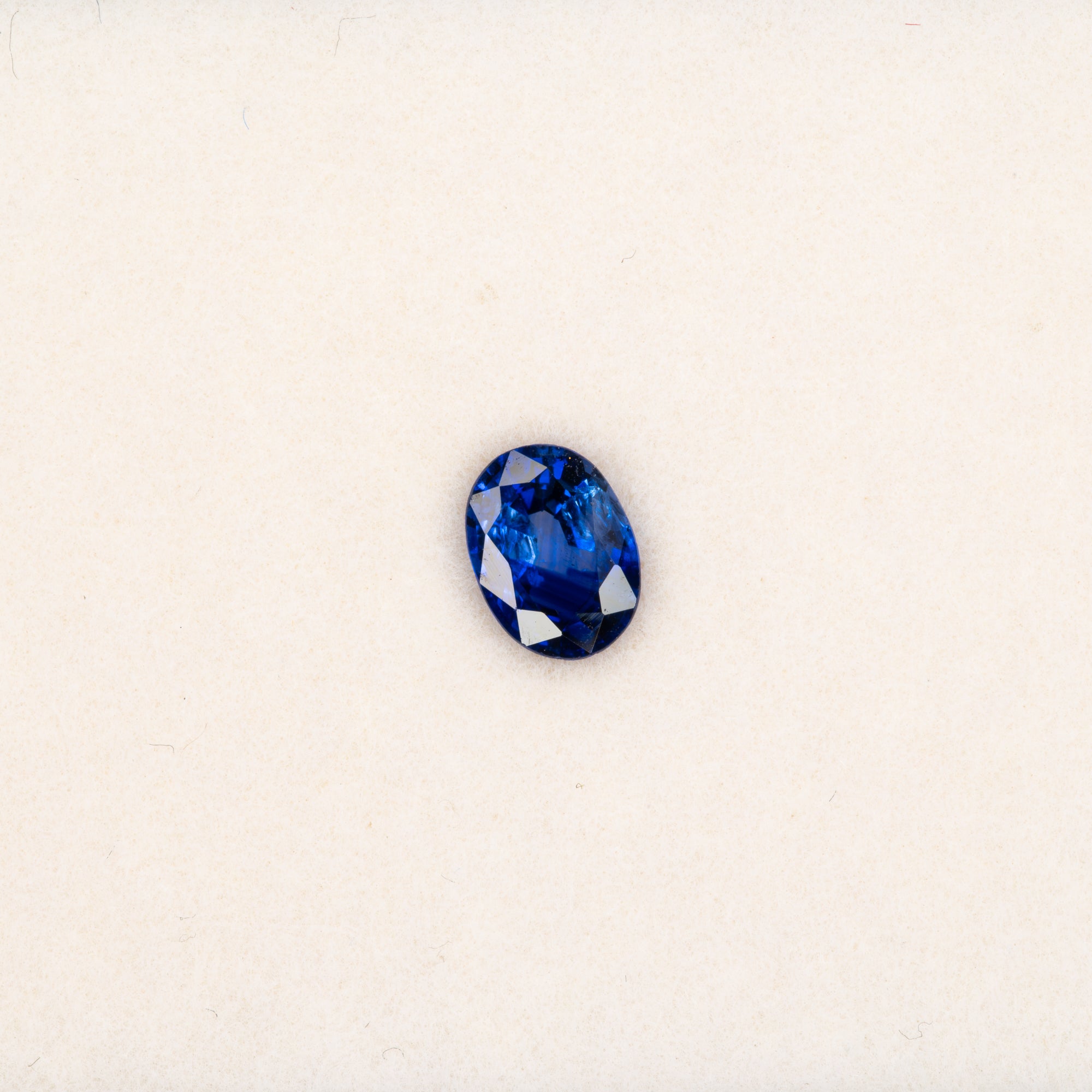 0.77 carat natural blue sapphire, oval 6.5x4.8mm loose gemstone