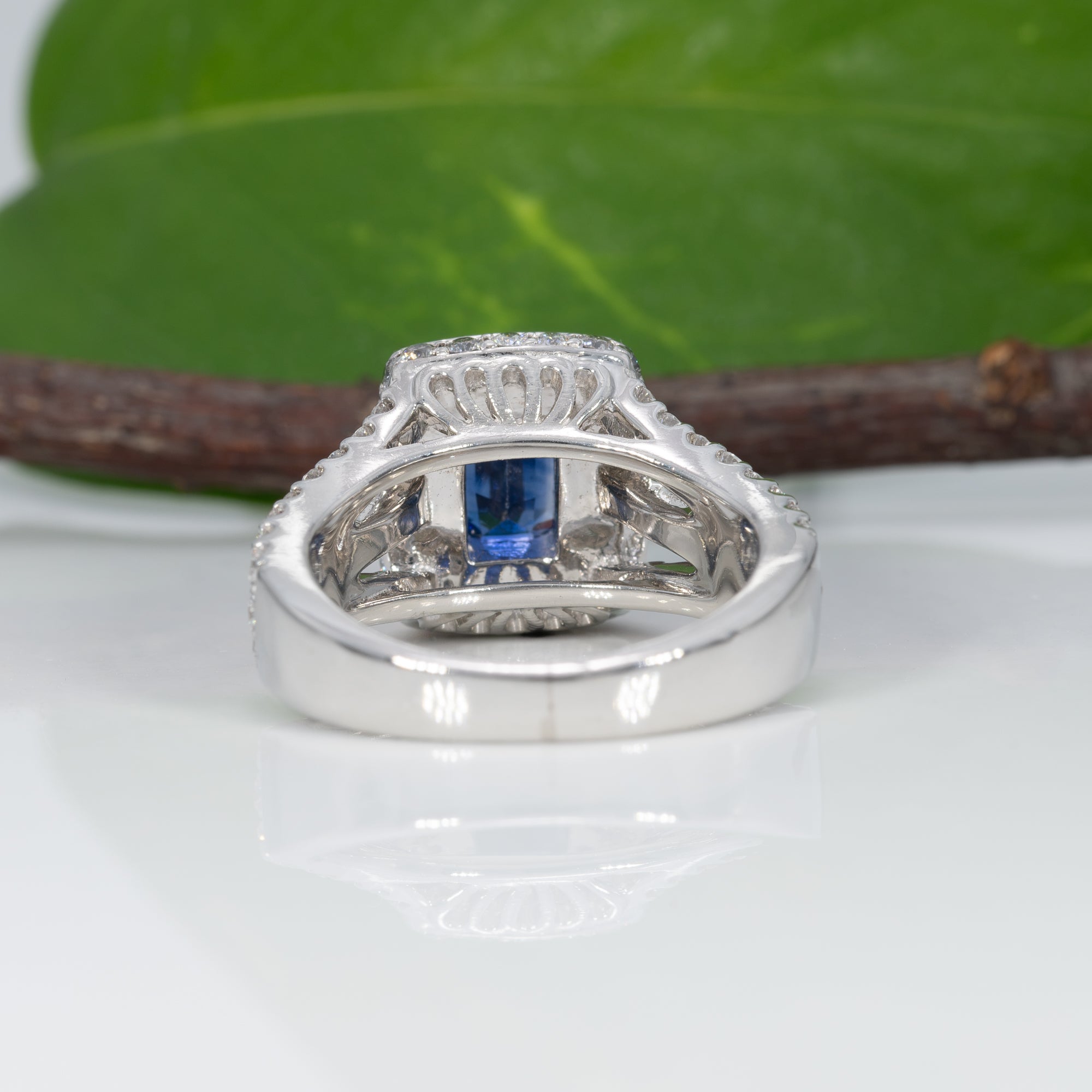 platinum ceylon sapphire ring