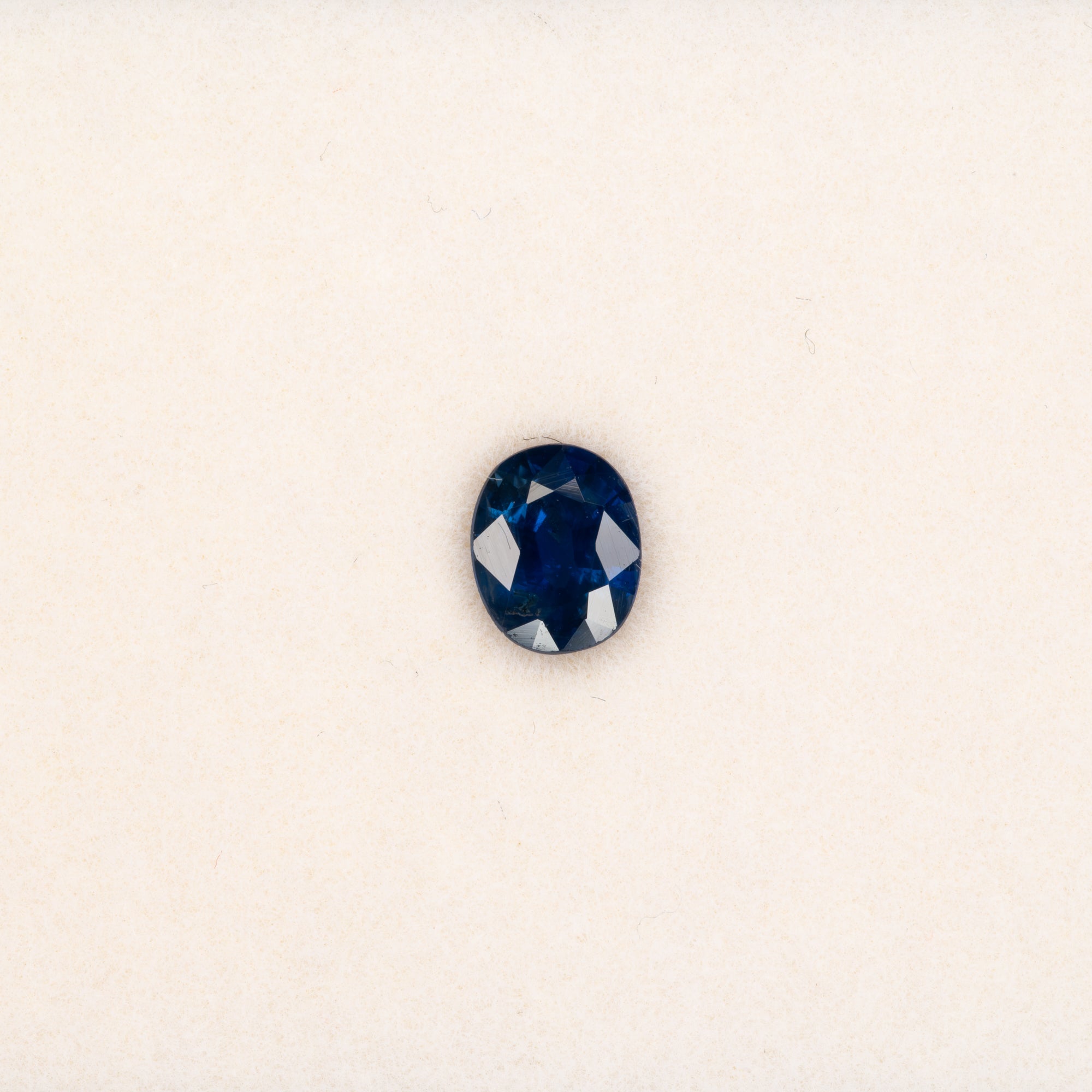 0.84 carat natural blue sapphire, oval 6.2x5mm loose gemstone