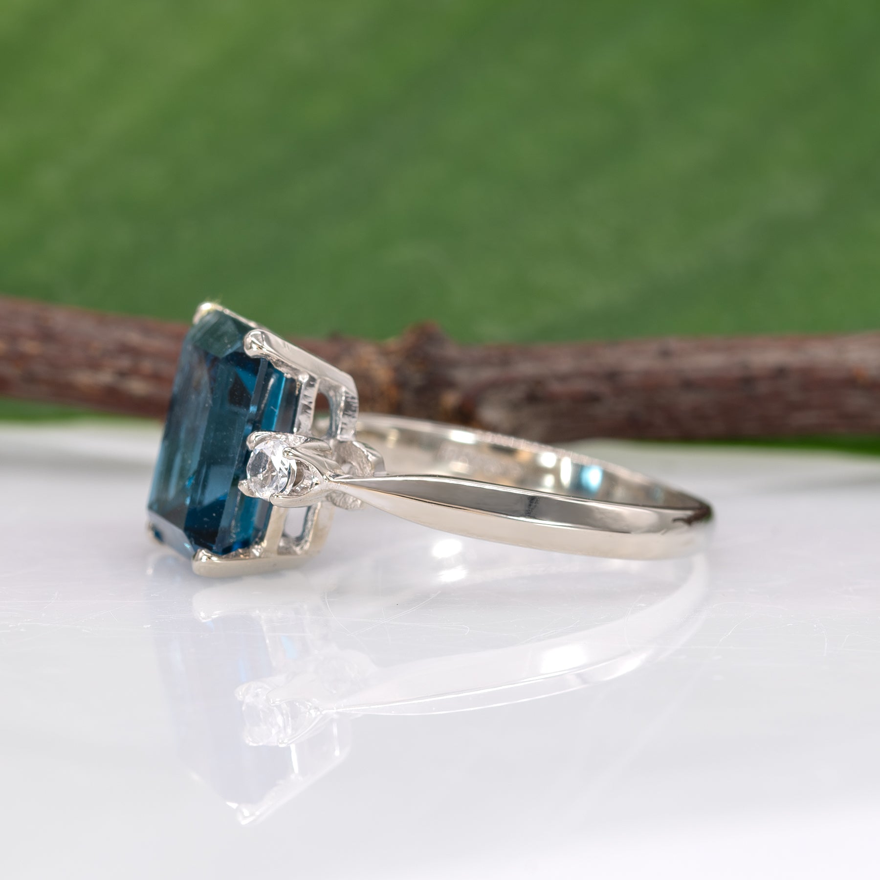 10K yellow gold London blue topaz estate ring with diamonds