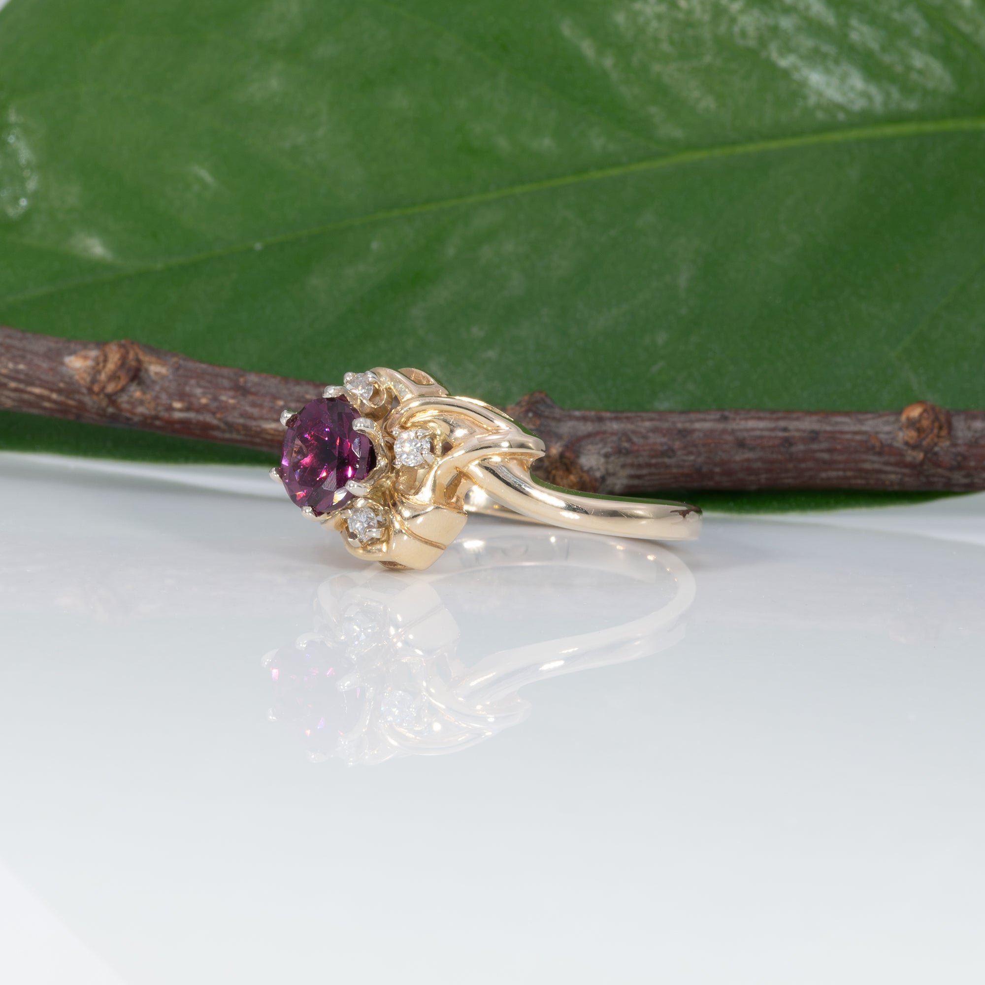 14K yellow gold purple garnet estate ring