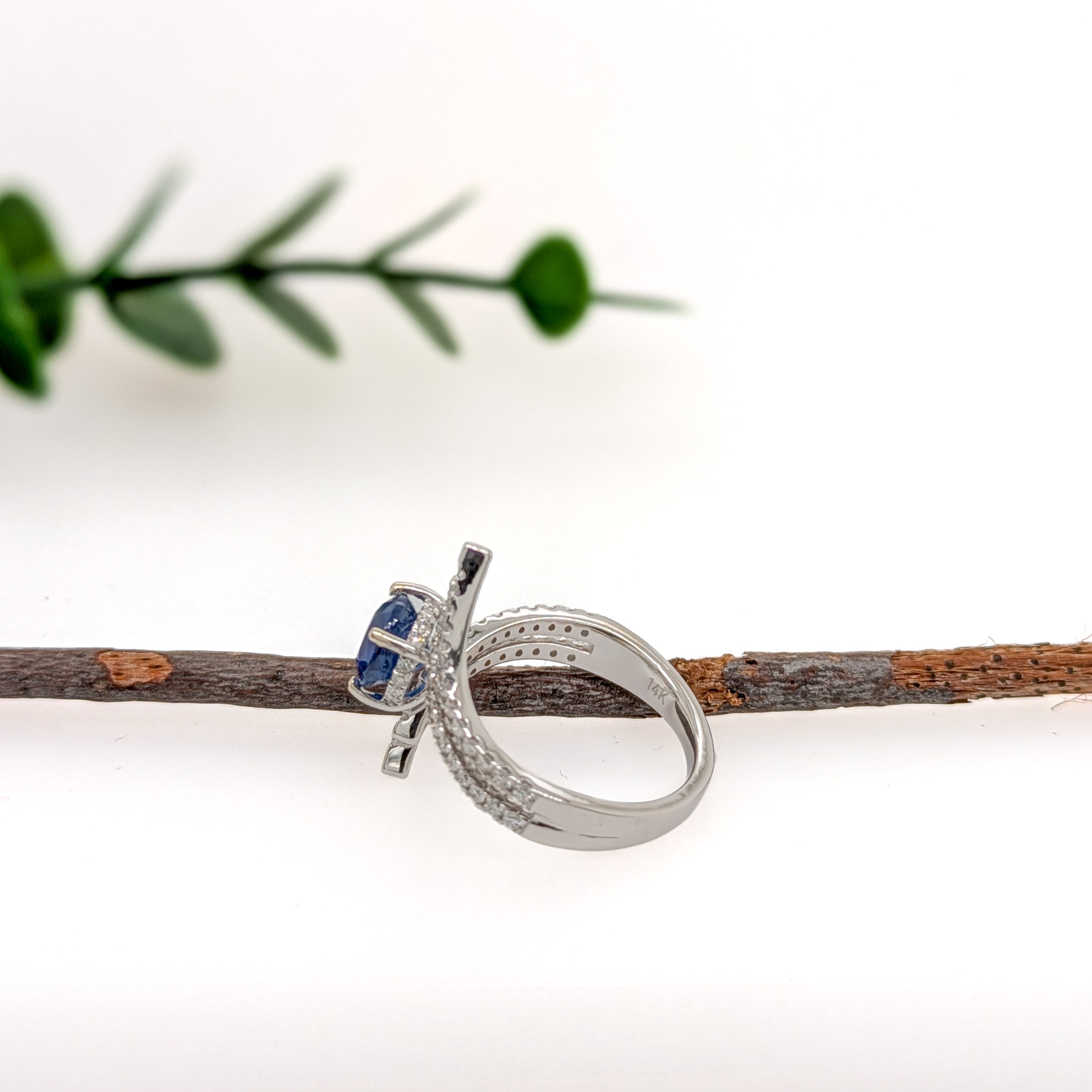 Sarah 14K White Gold 2cts Ceylon Sapphire Diamond Ring | Round 7mm