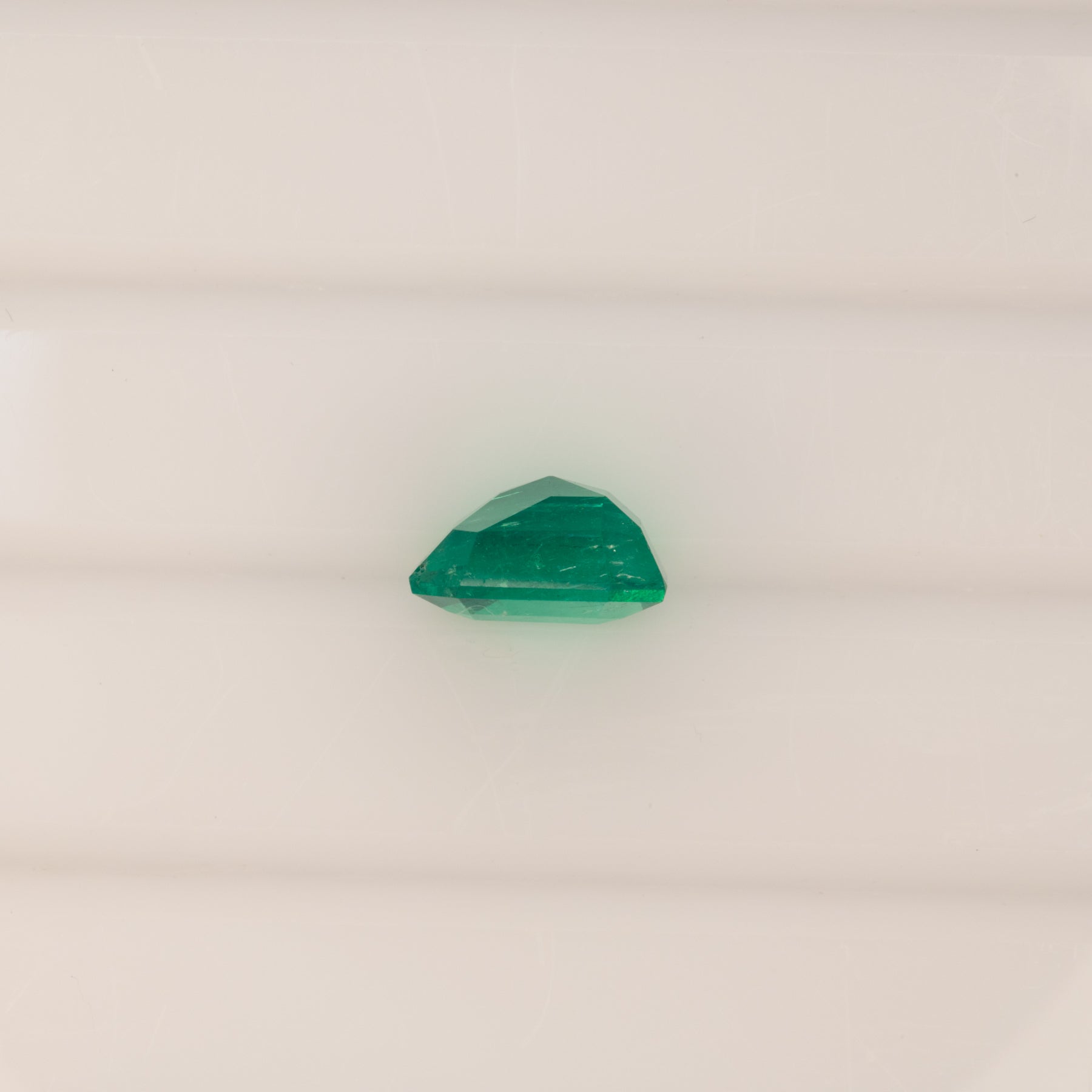 2.43ct colombian emerald emerald cut 8.72x8.63mm loose green gemstone
