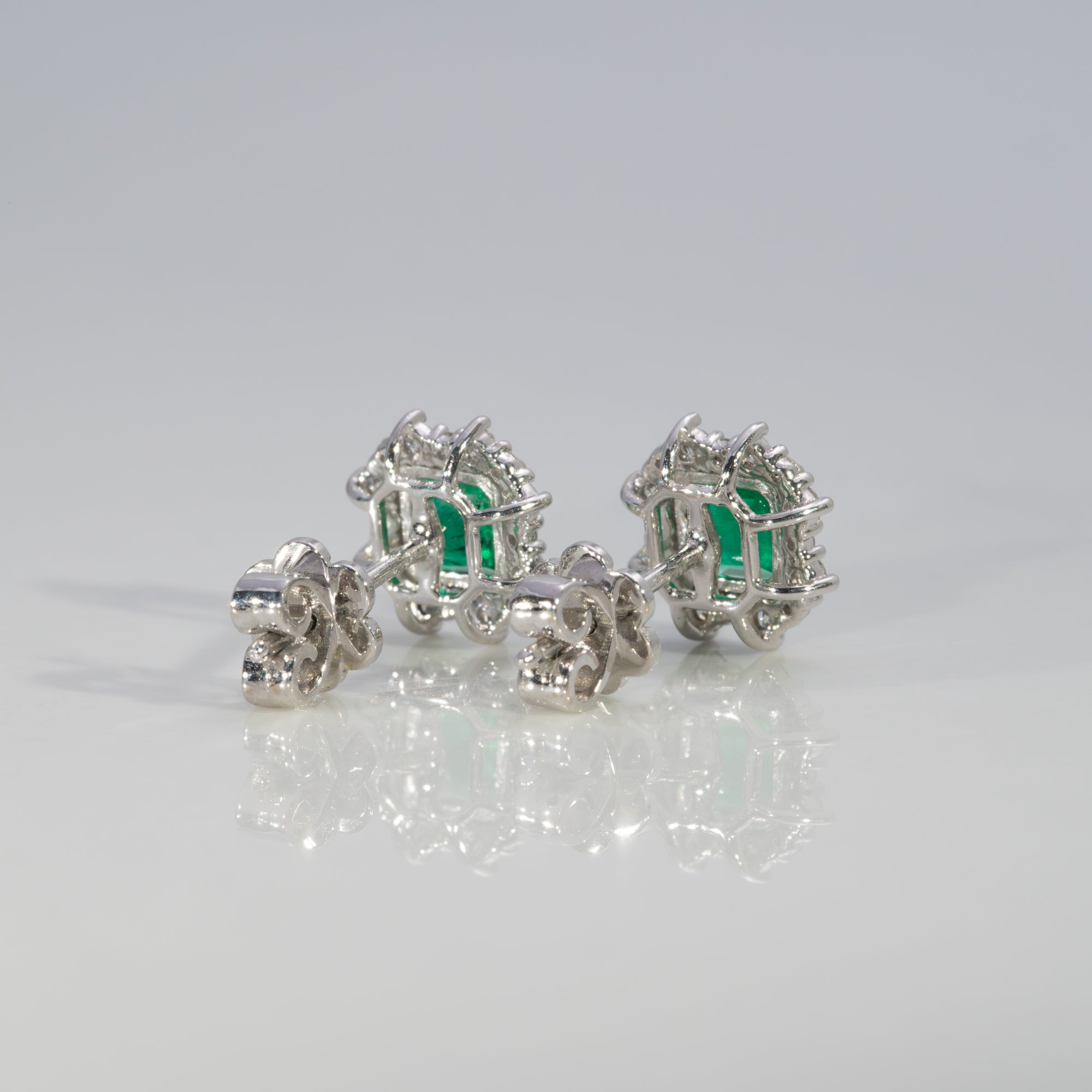 14K white gold colombian emerald earrings