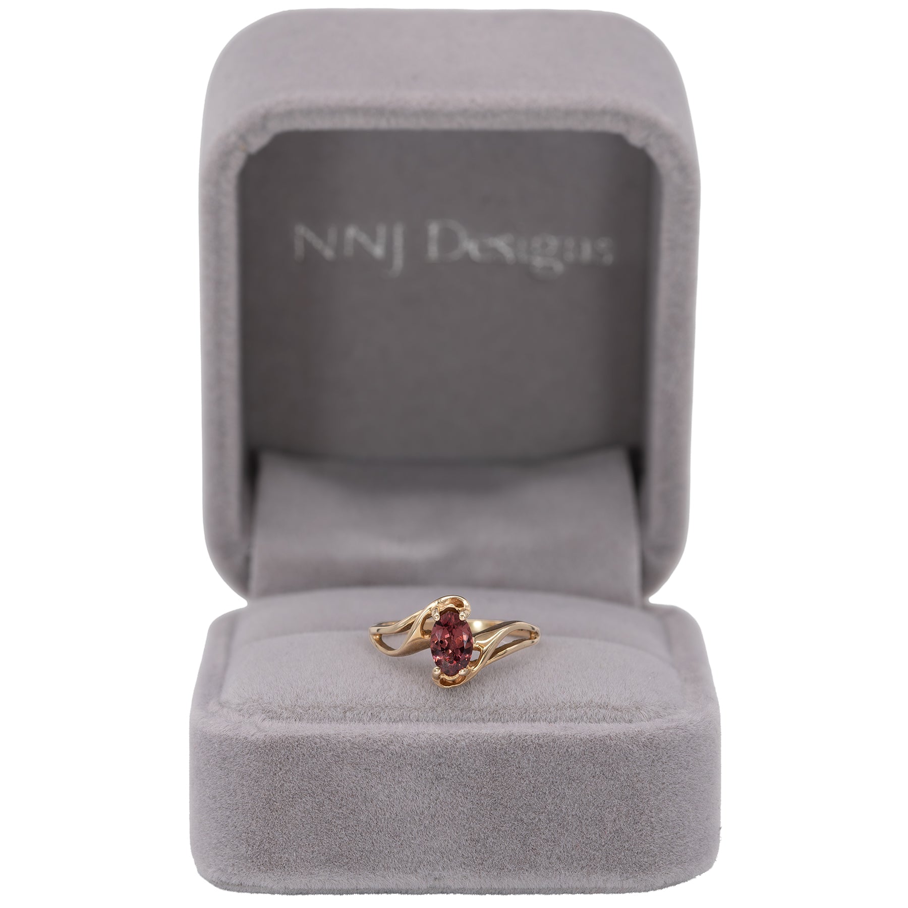 14K yellow gold orange spinel estate solitaire ring