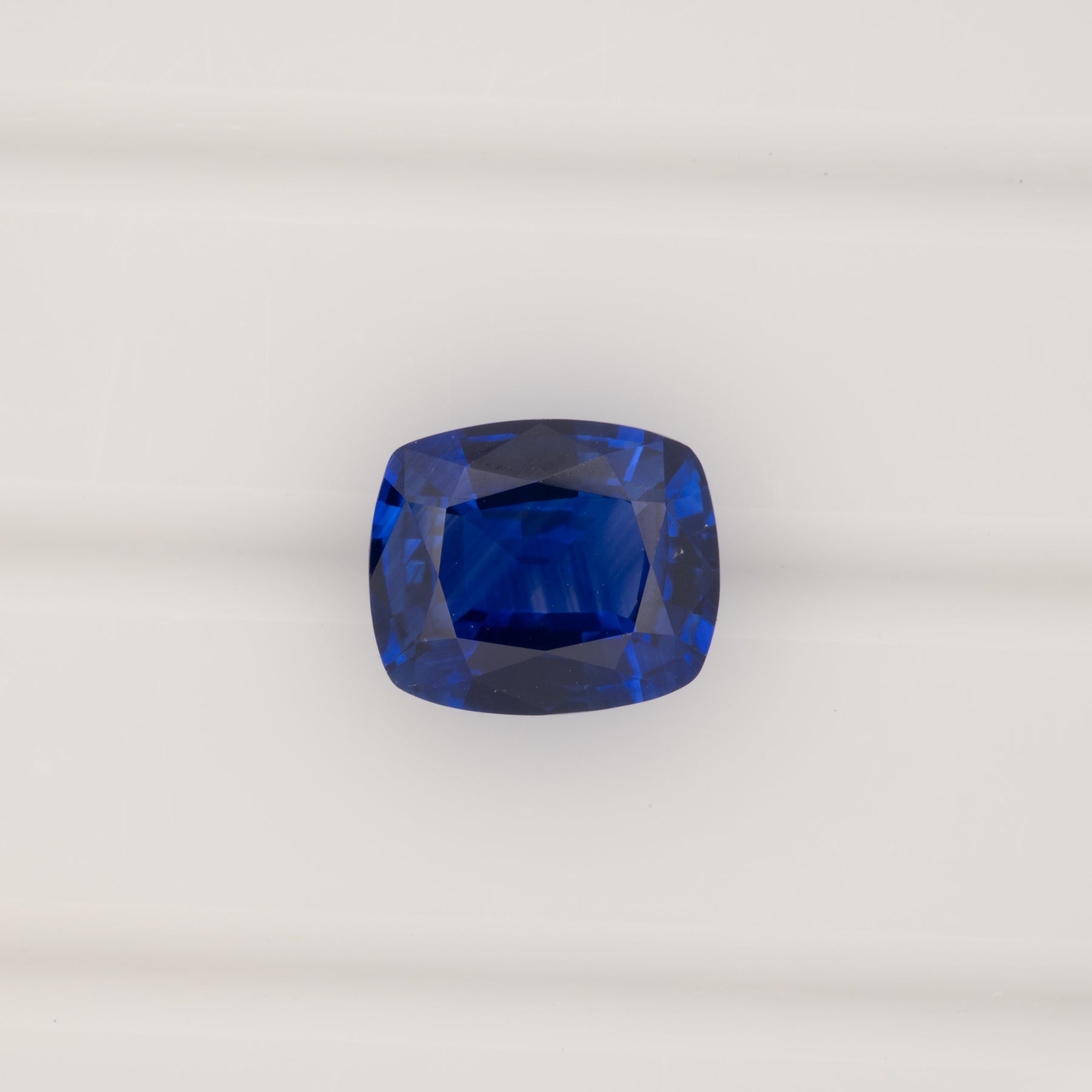 GIA certified natural ceylon sapphire cushion loose gemstone