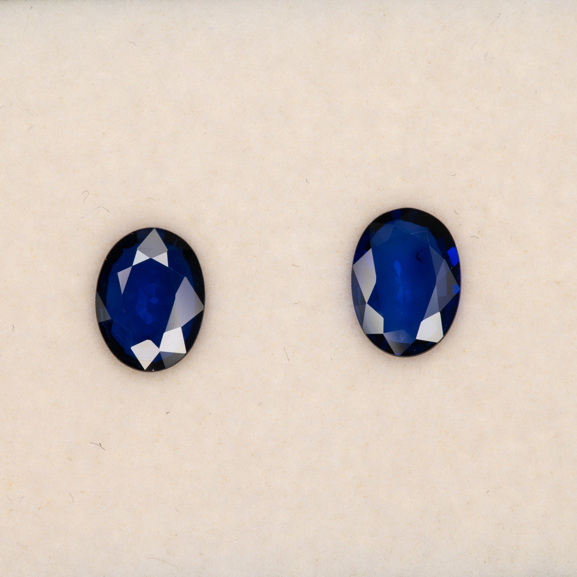 1.20 carat natural Ceylon blue sapphire oval 8x6mm loose gemstone – view 3