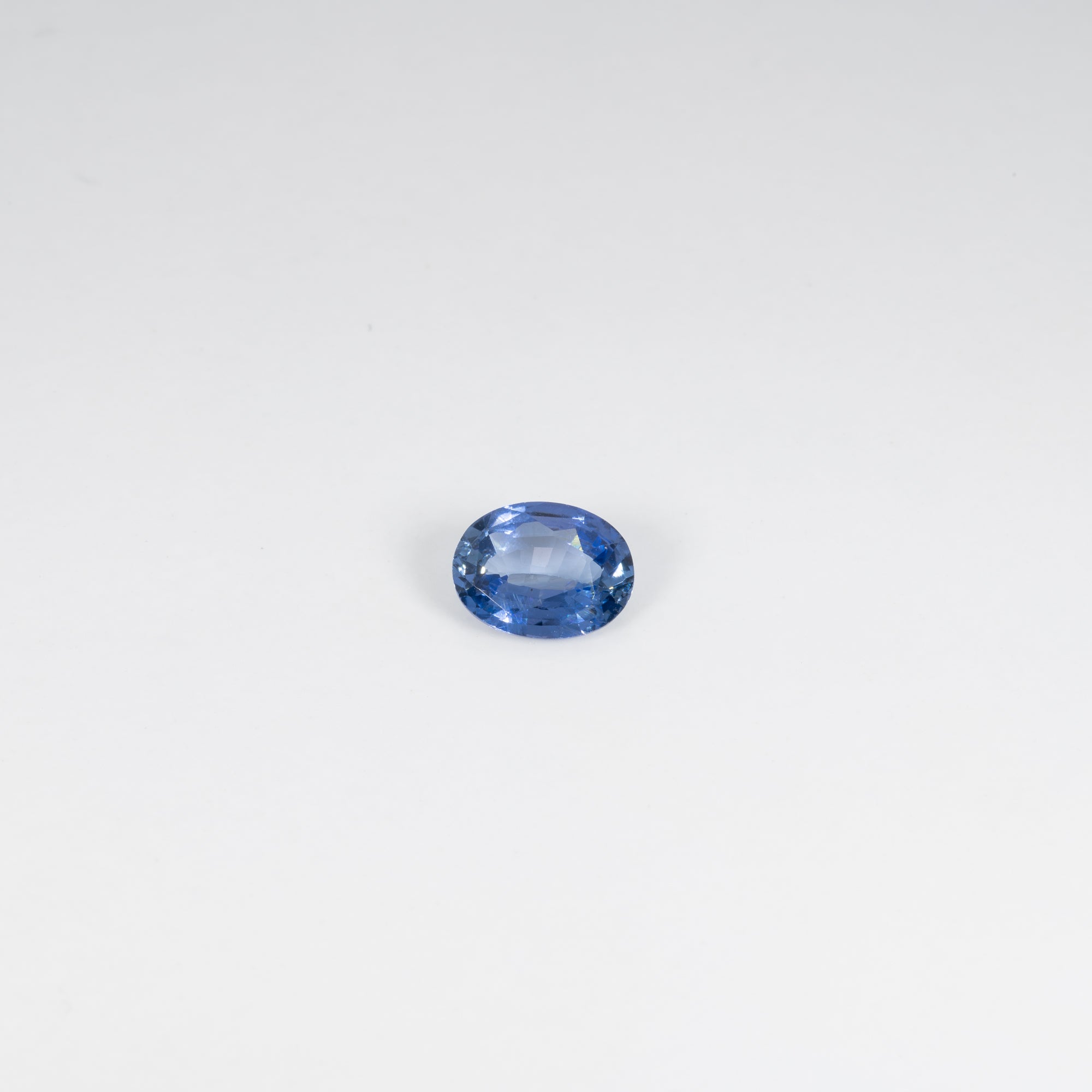 1.54 carat natural blue sapphire, oval 8.37x6.53mm loose gemstone