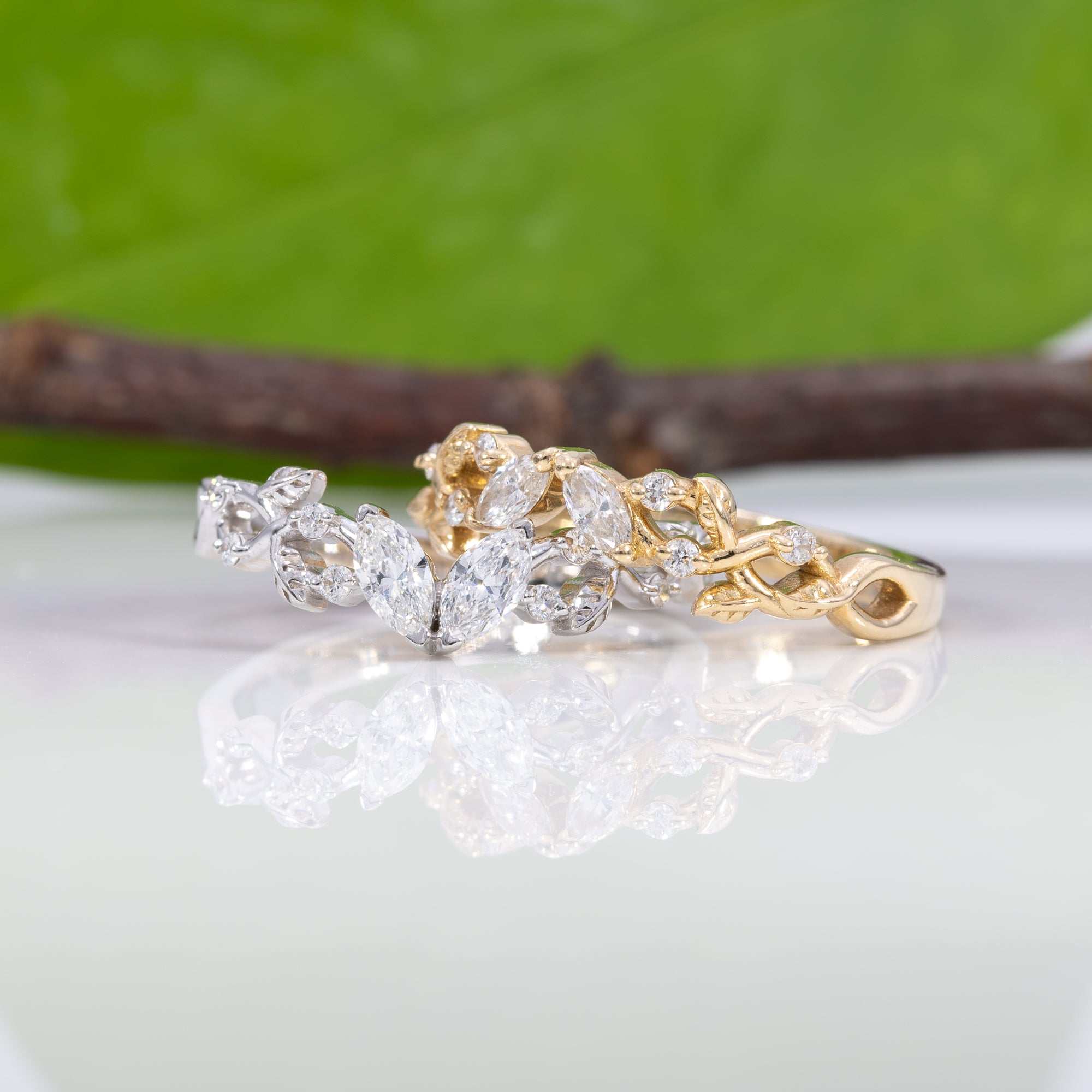 14K yellow gold diamond band