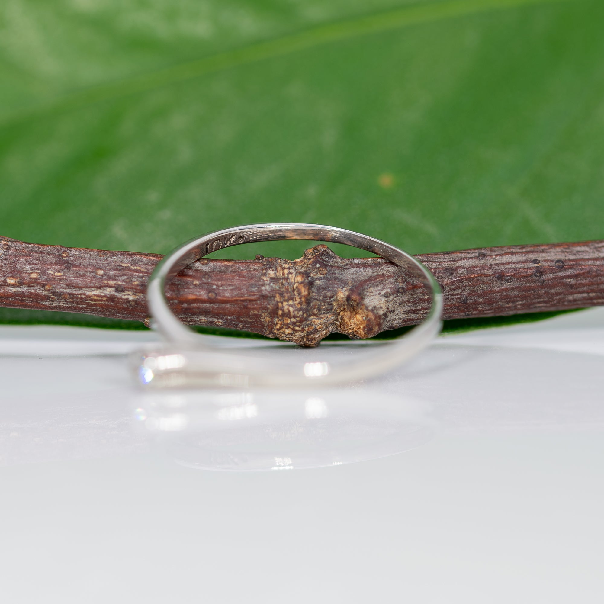 10K white gold single diamond estate ring