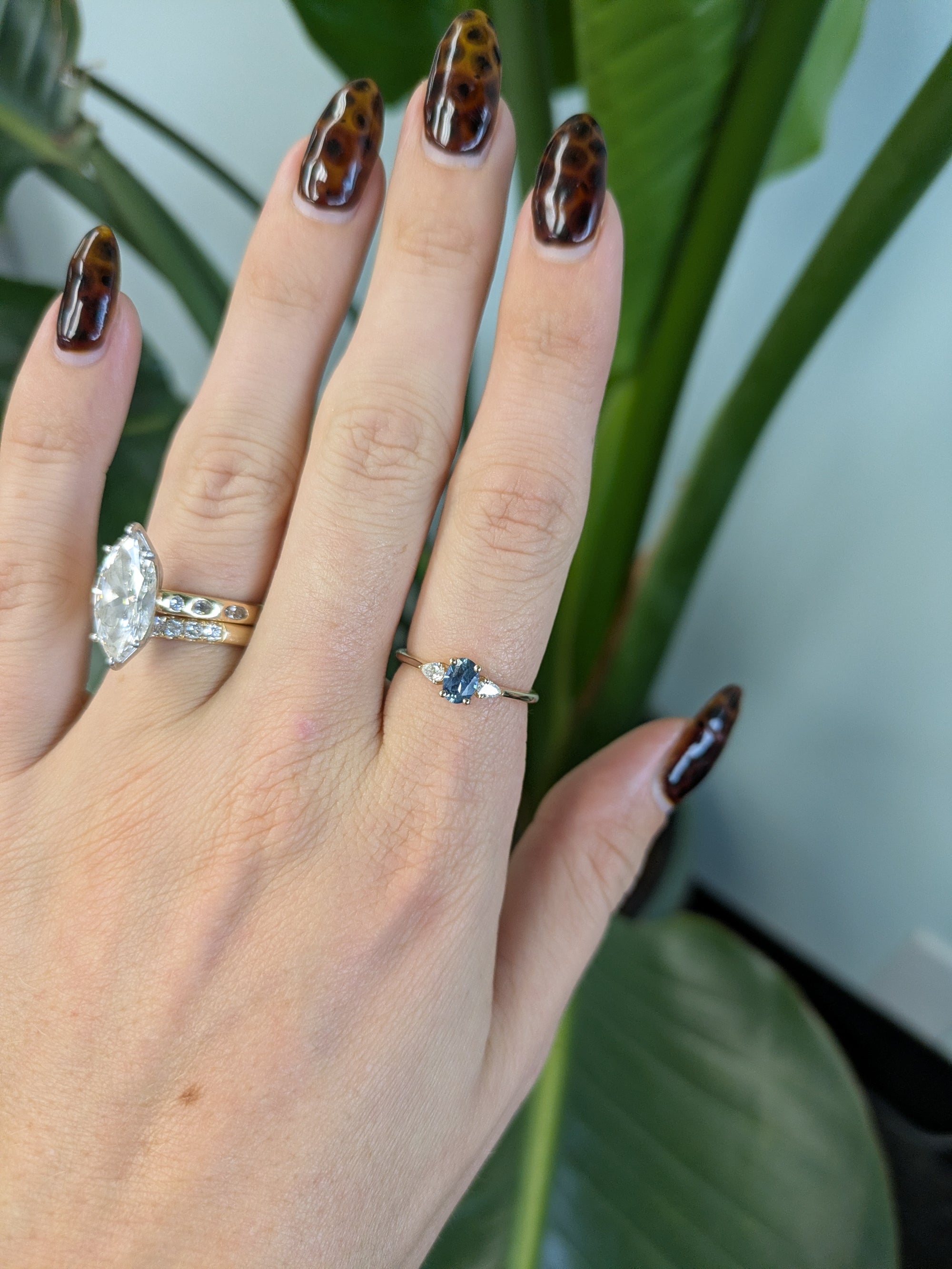 14K yellow gold montana sapphire ring