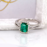 Sarai 14K White Gold Zambian Emerald and Diamond Ring | EM 7x5mm
