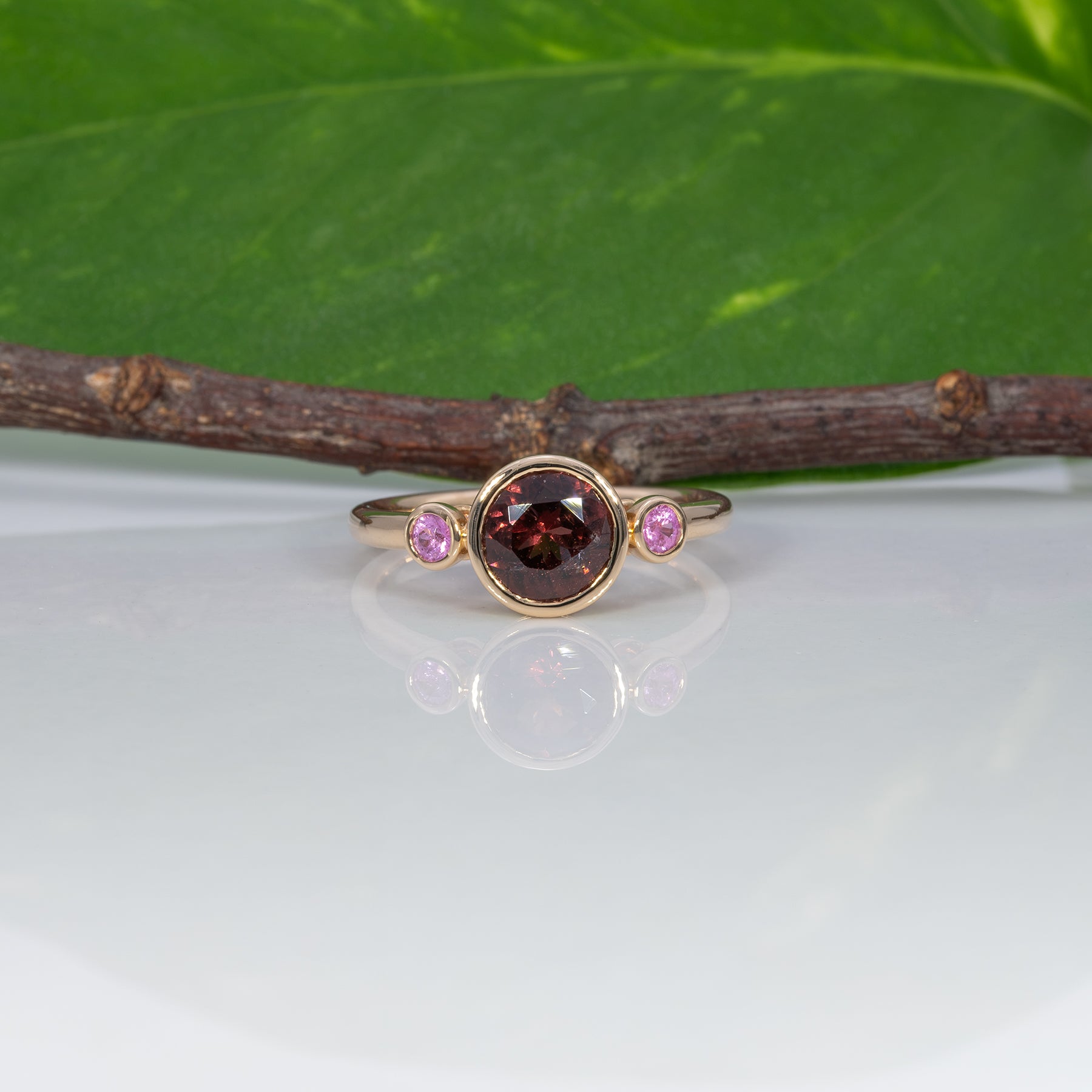 14K yellow gold red spinel ring with pink sapphire accents