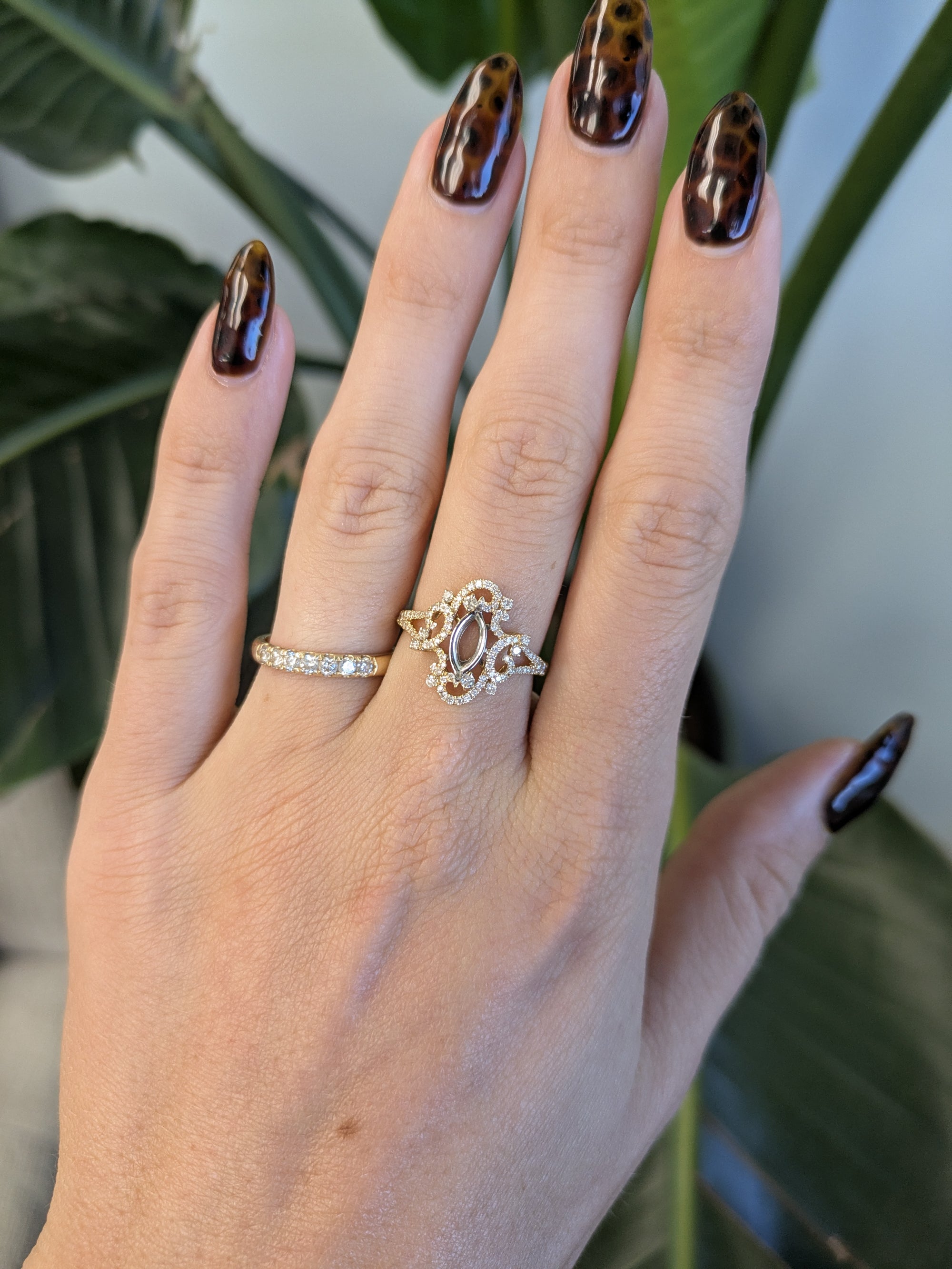 14K white & yellow gold diamond semi-mount ring