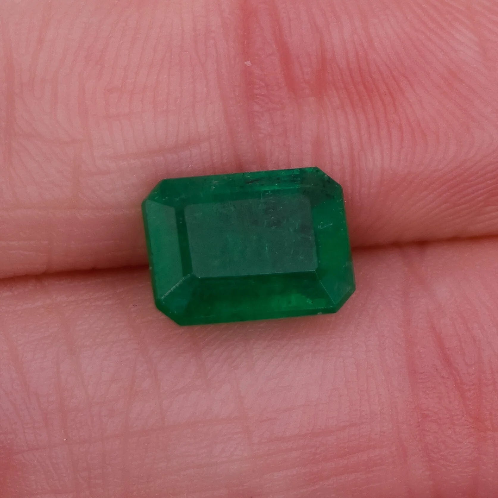 2.59ct zambian emerald oval 9x7mm loose green gemstone