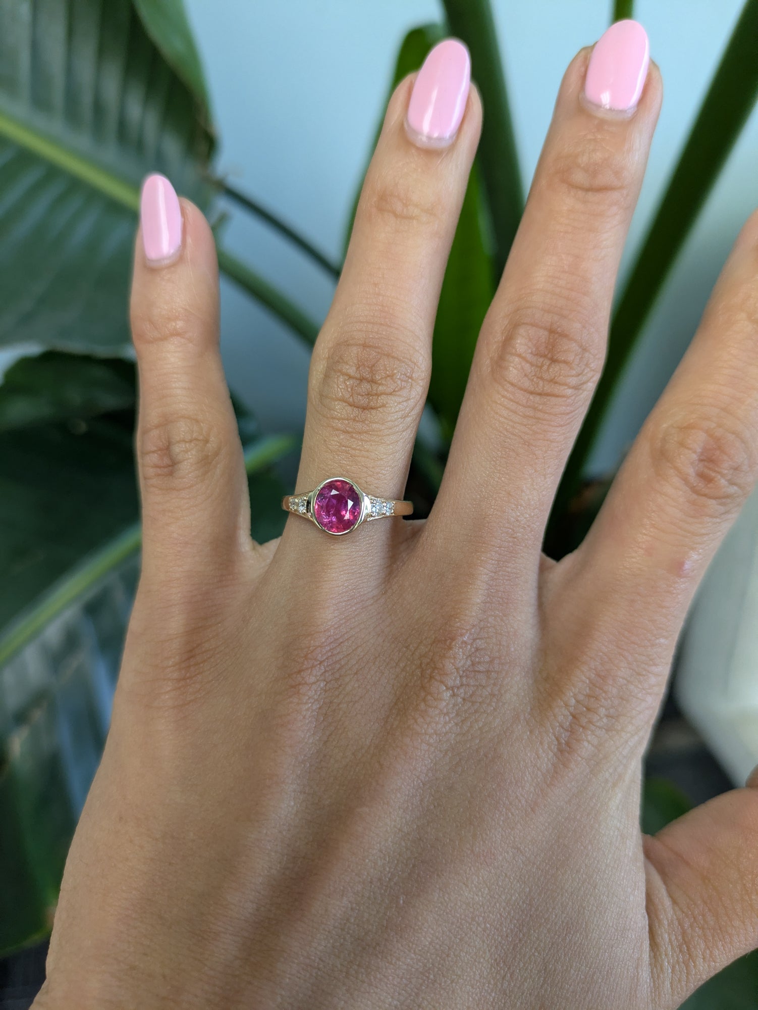 14K yellow gold pink sapphire ring